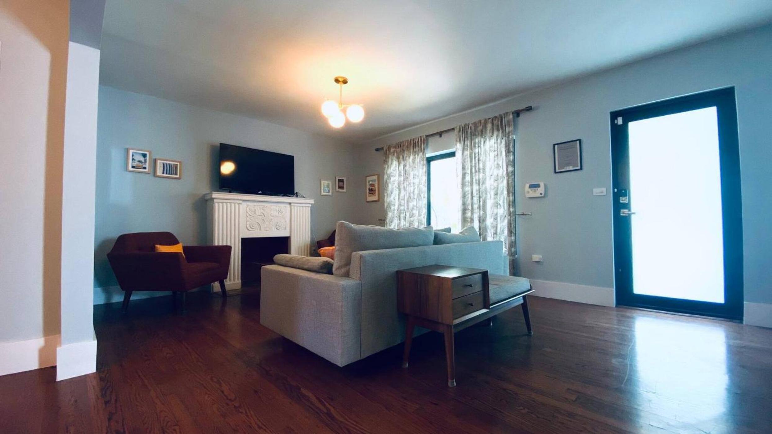 Three-Bedroom House photo 1