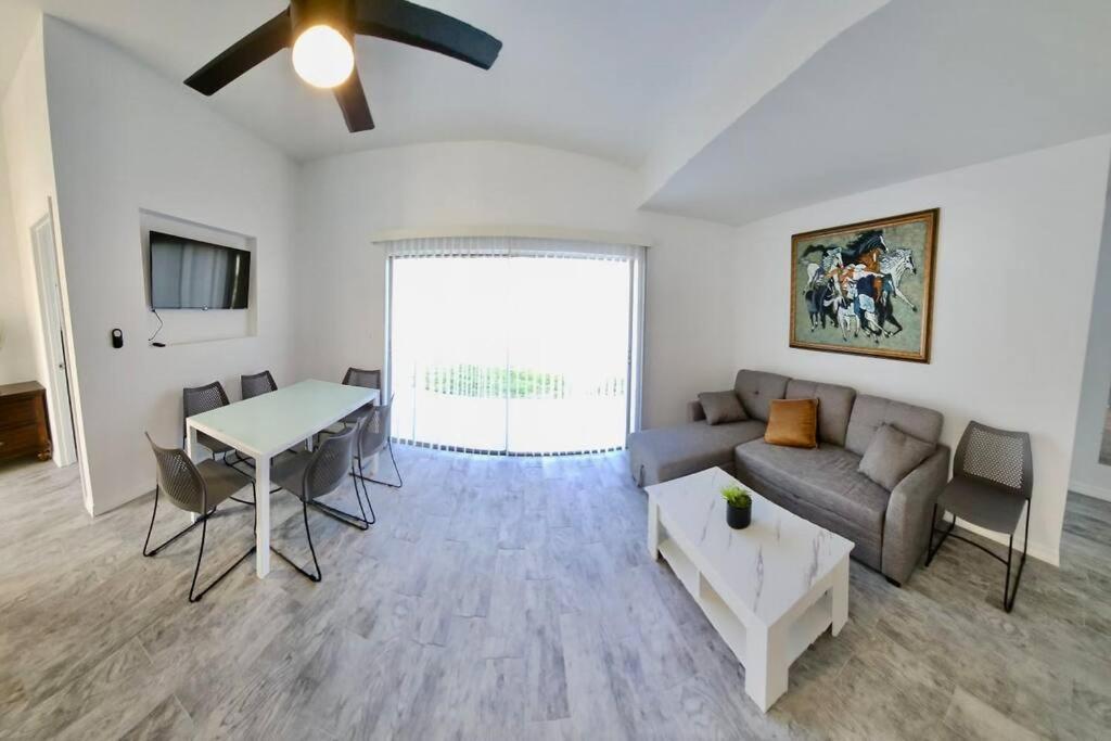 Three-Bedroom House photo 1
