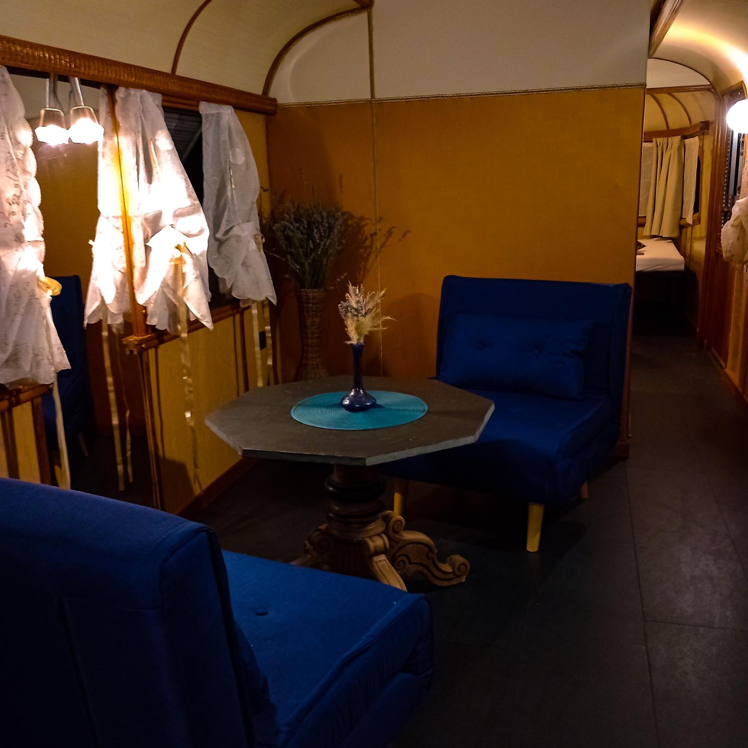 Mobile Home photo 1
