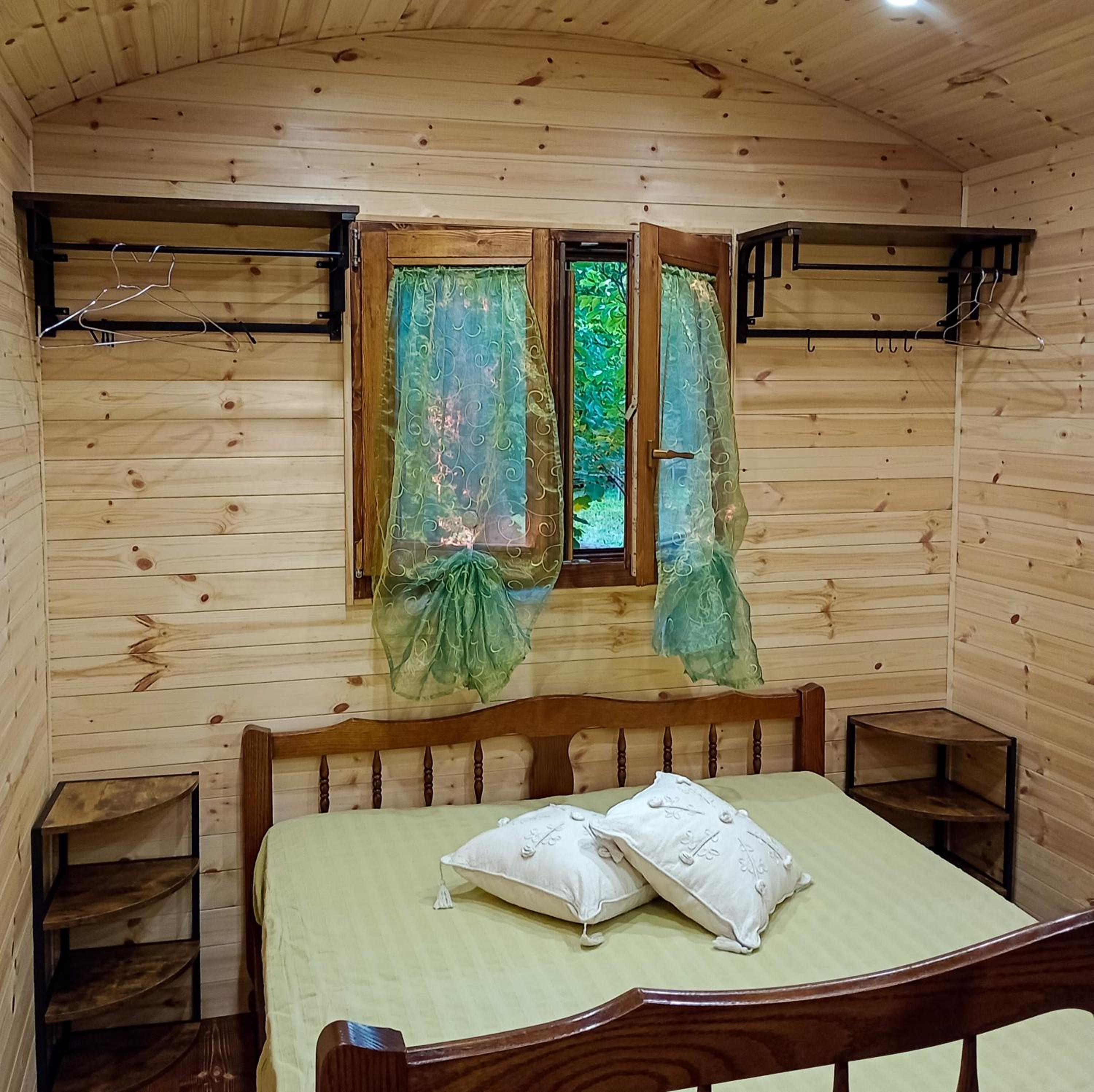 Mobile Home photo 1