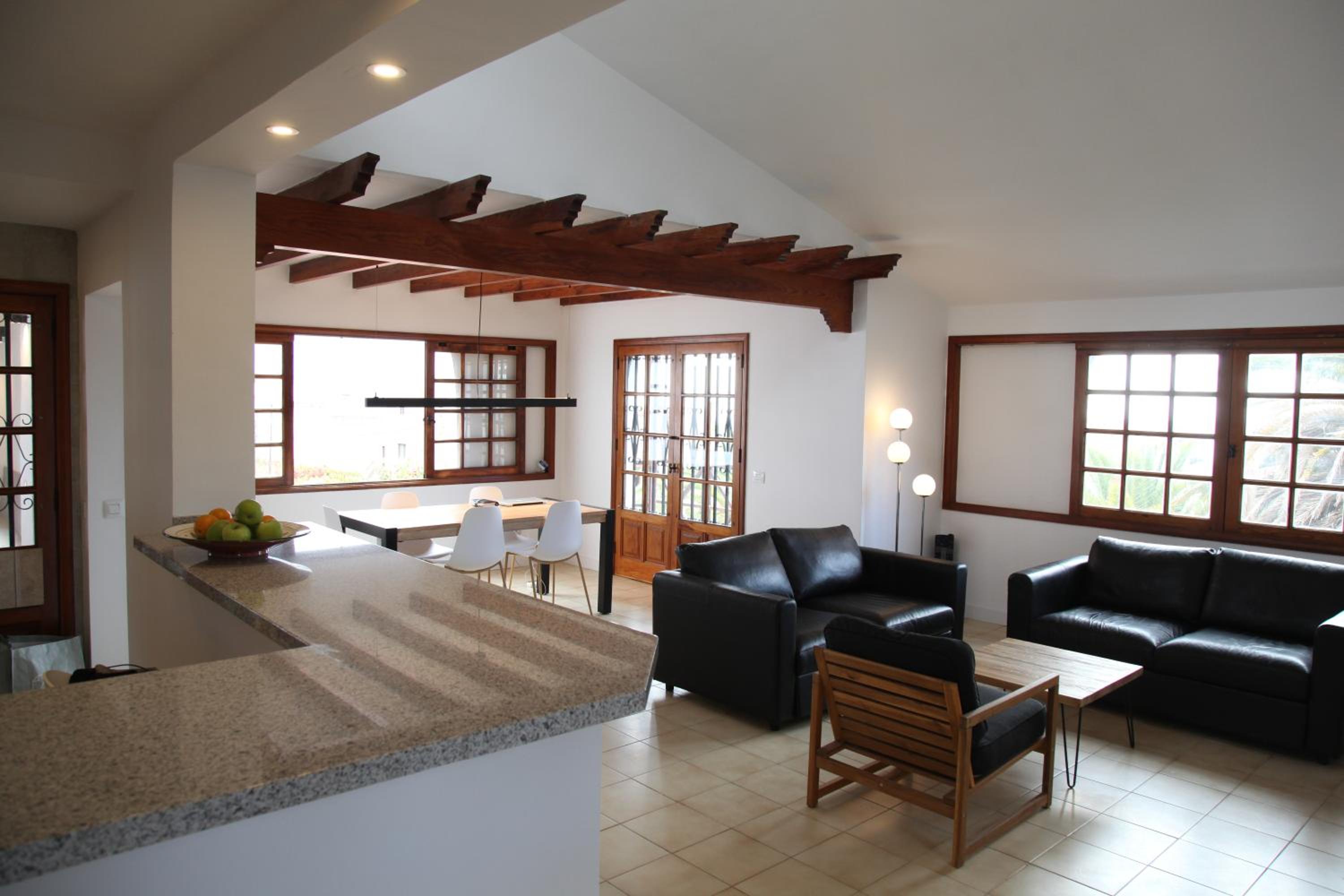 Apartamento de Dos Habitaciones con Vista