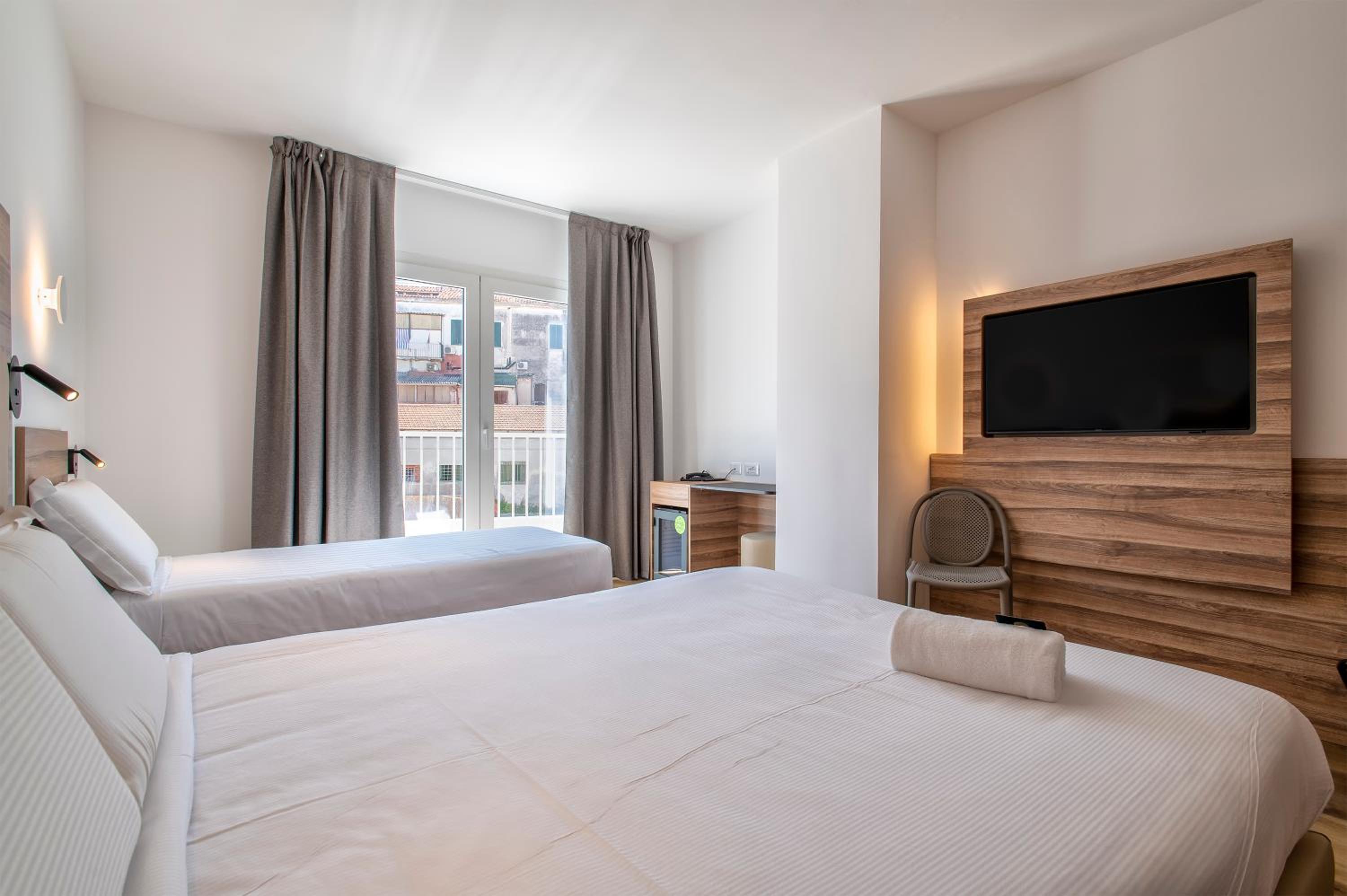 Superior Triple Room - Photo 6