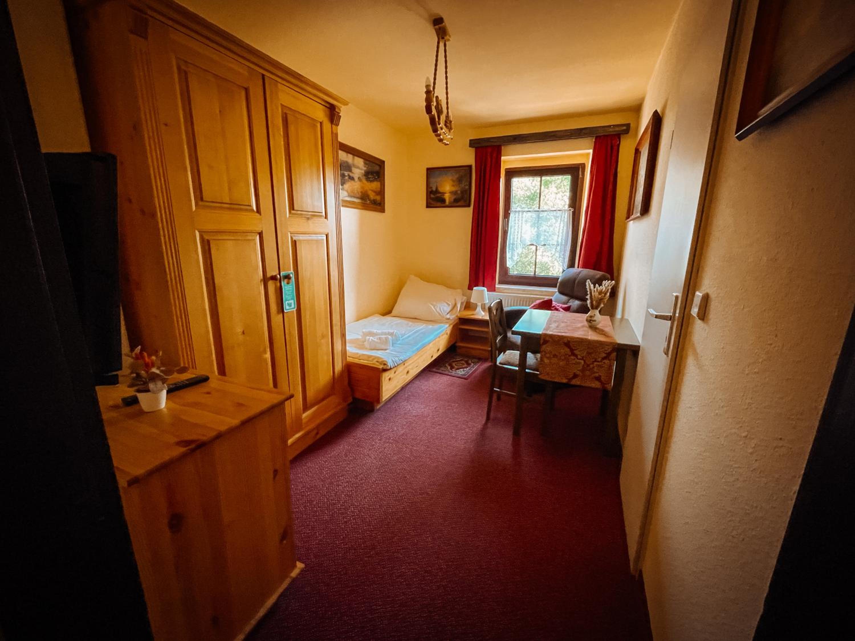 Single Room photo 1