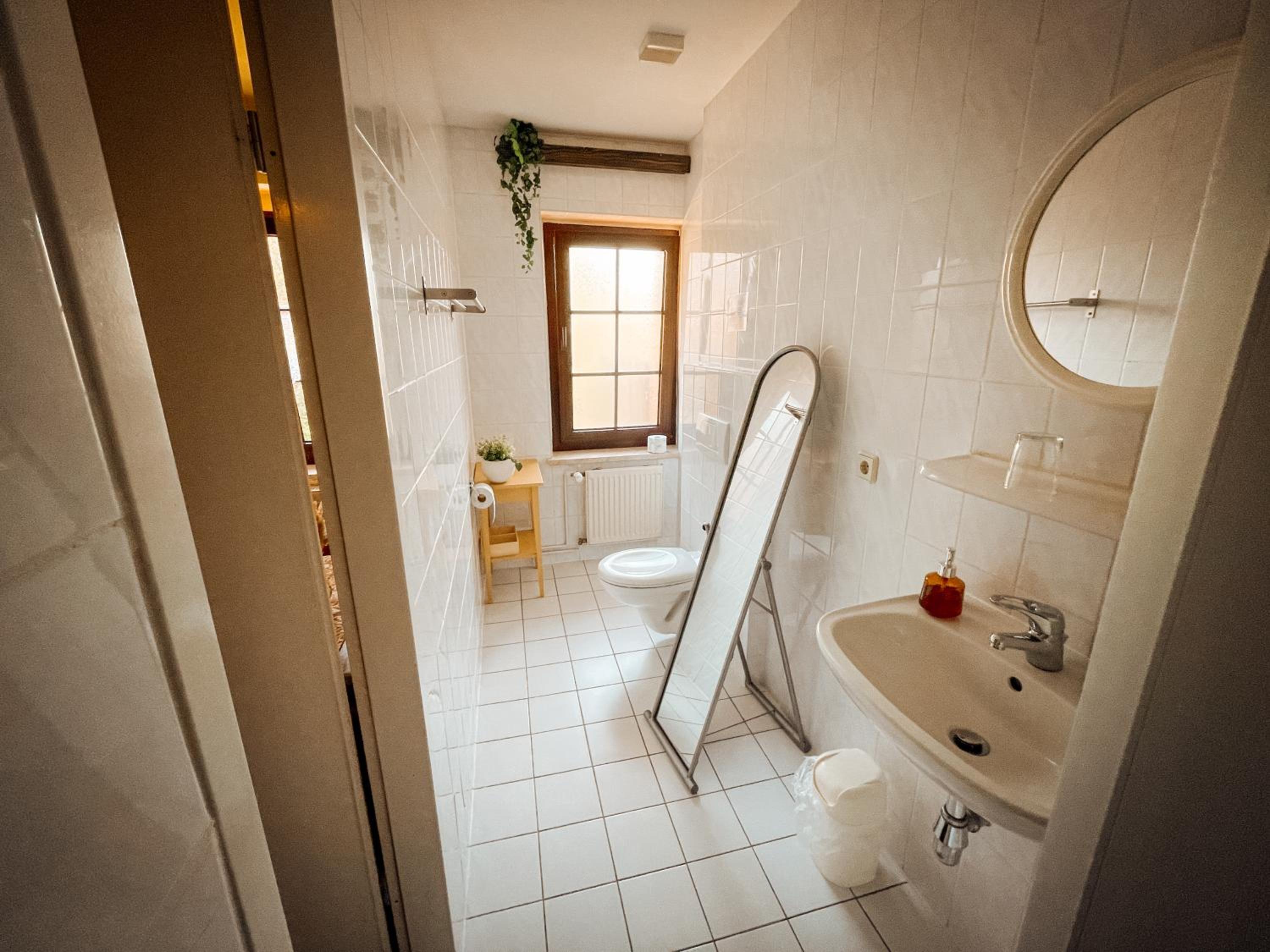 Single Room photo 2