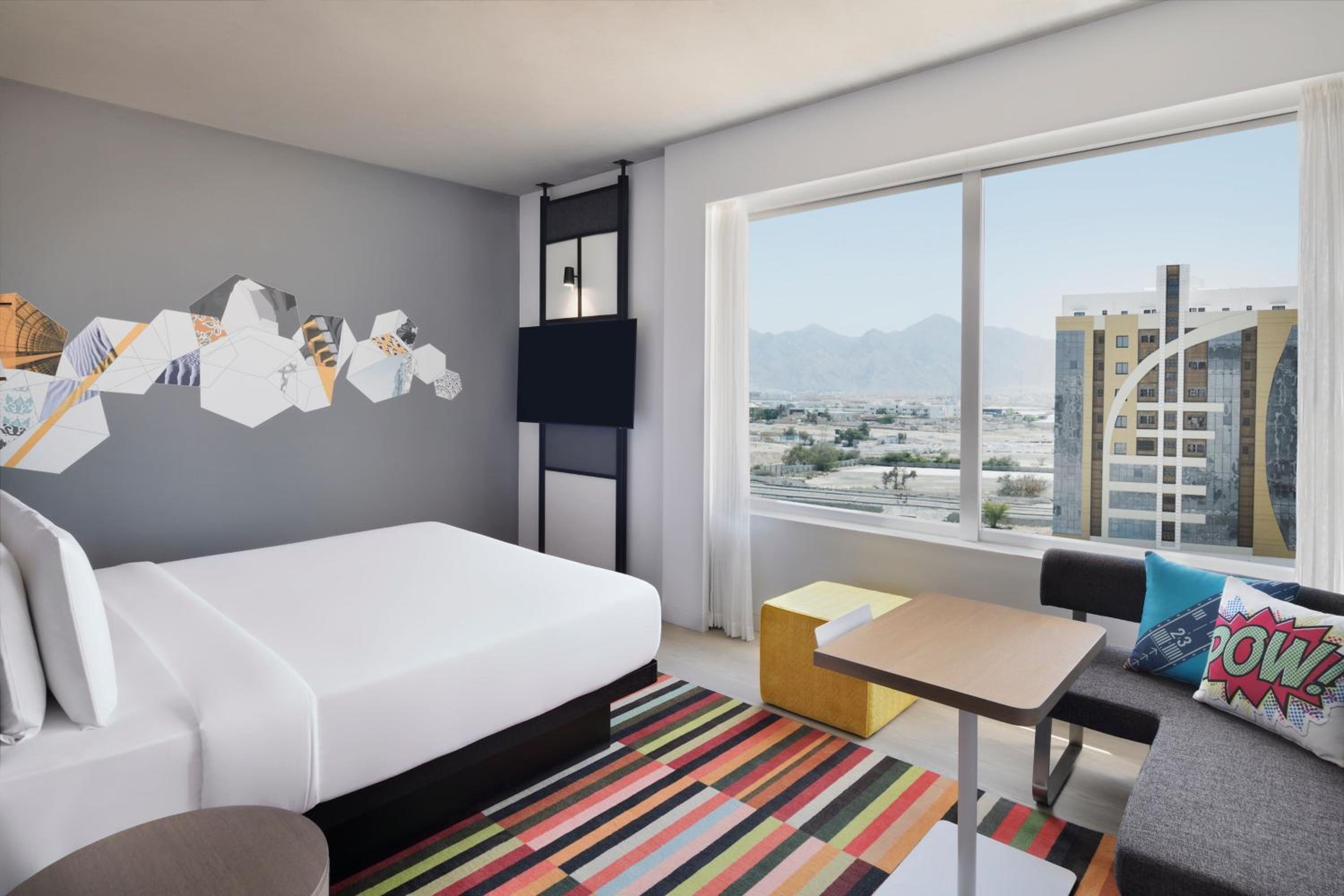 Savvy room, Guest room, 2 Twin,  City view, High floor, Free Shuttle Buss to OCEC & Mall of Oman - Photo 4