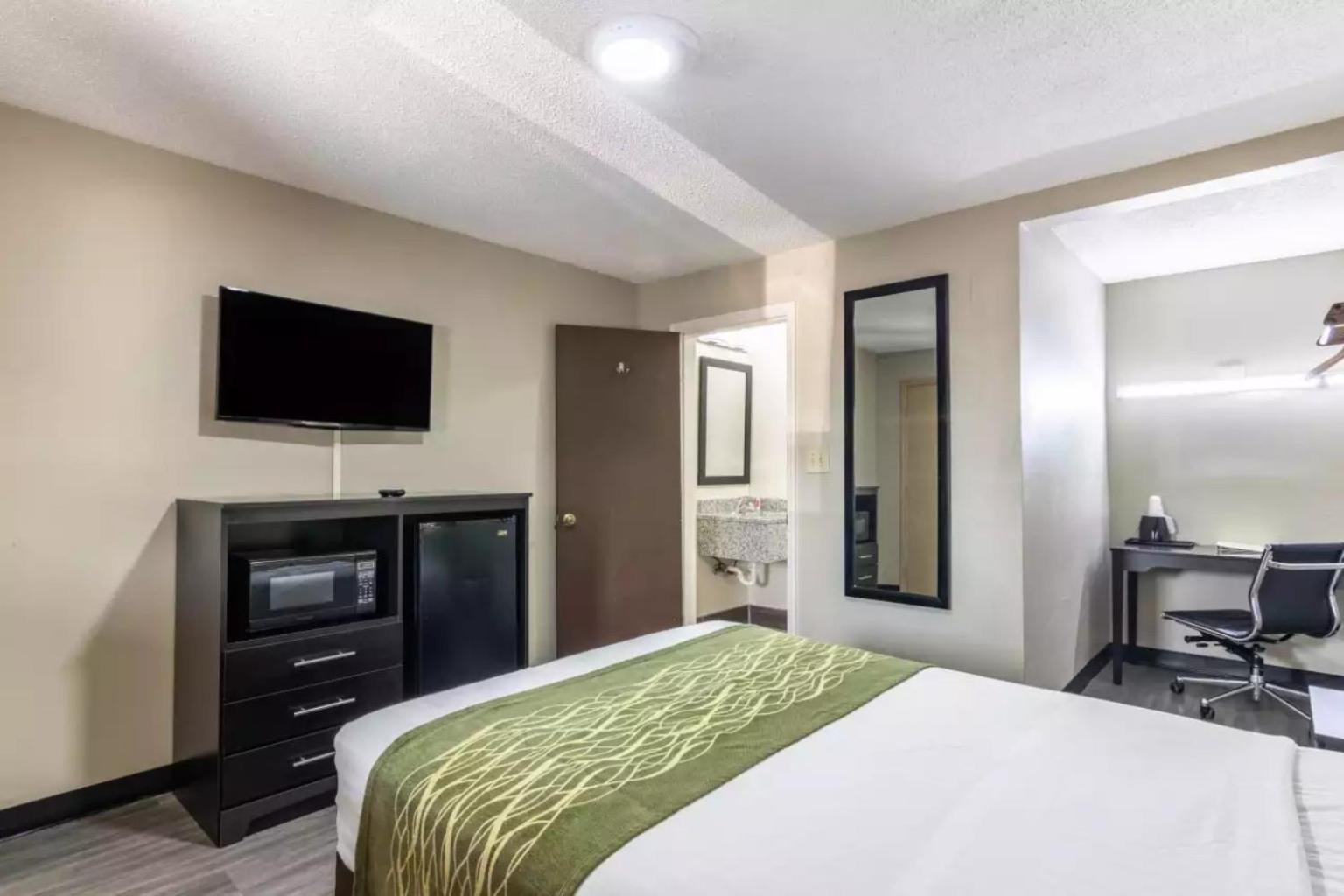 Double Room - Smoking - Photo 3