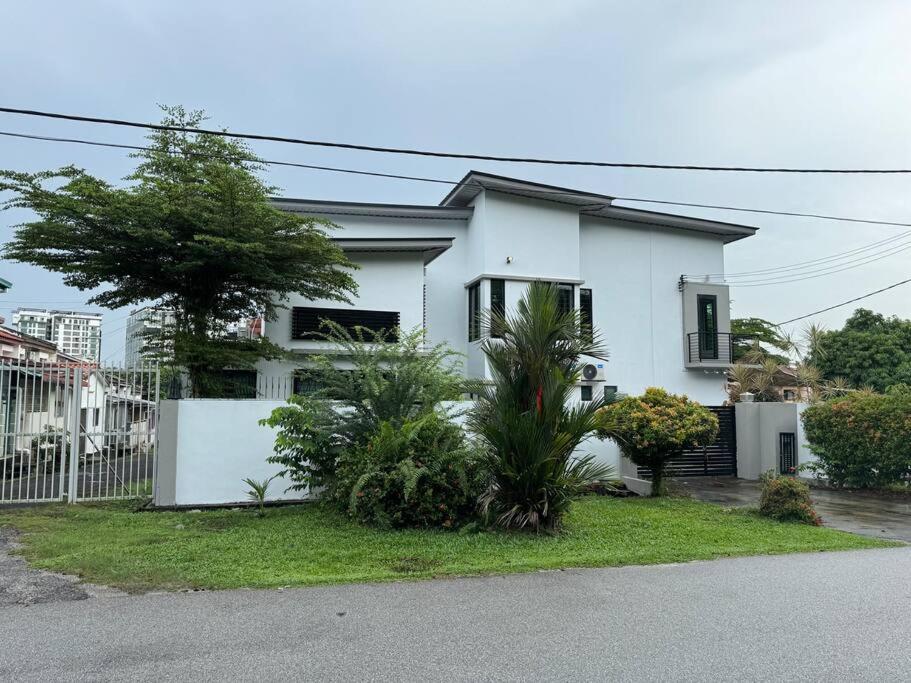 Villa photo 3