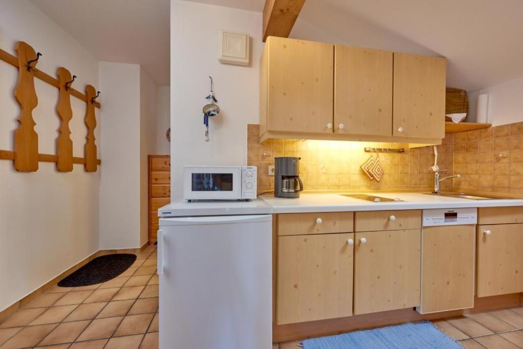 Apartment with Mountain View photo 3