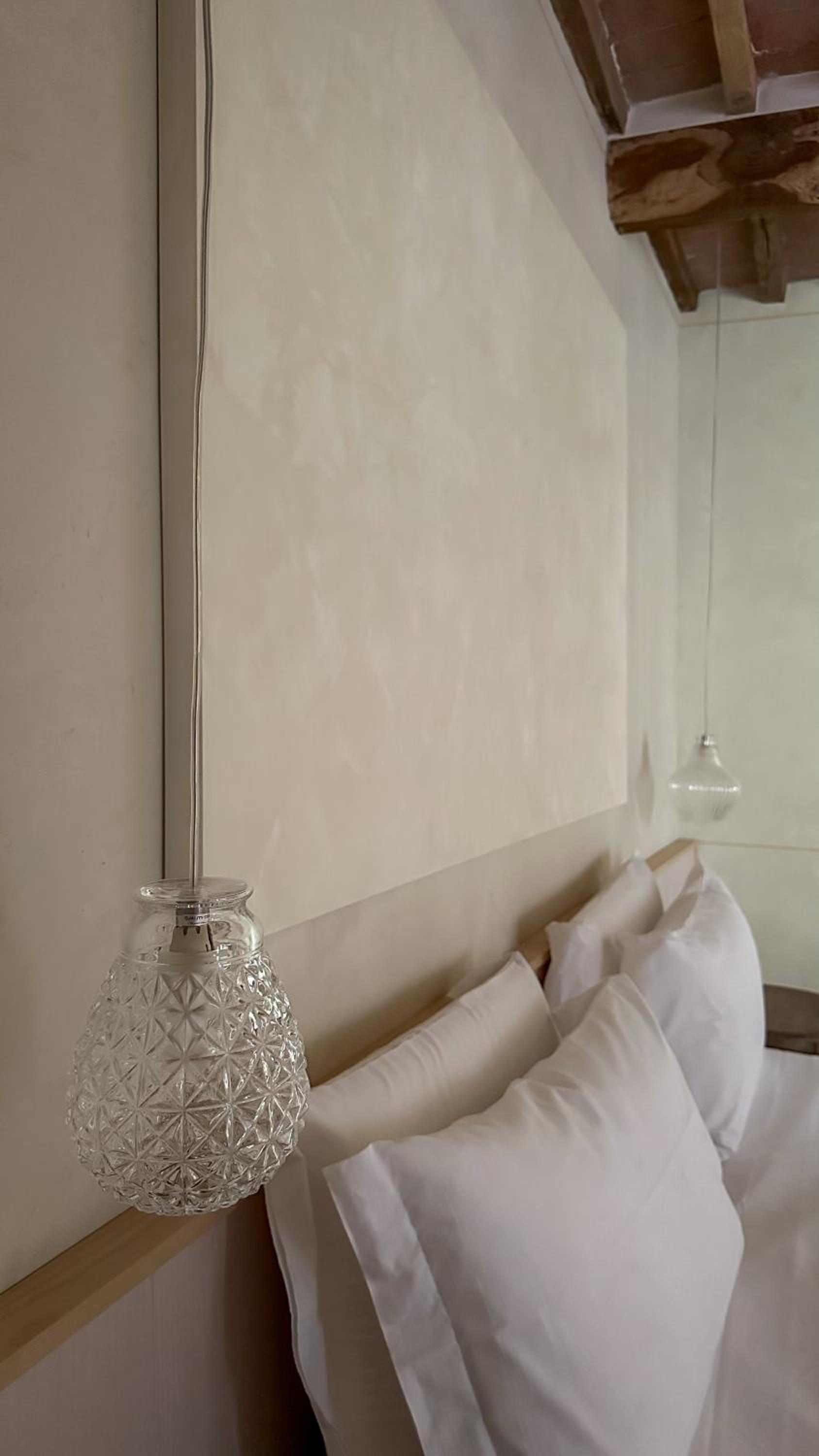 Double Room with Private Bathroom - Photo 9