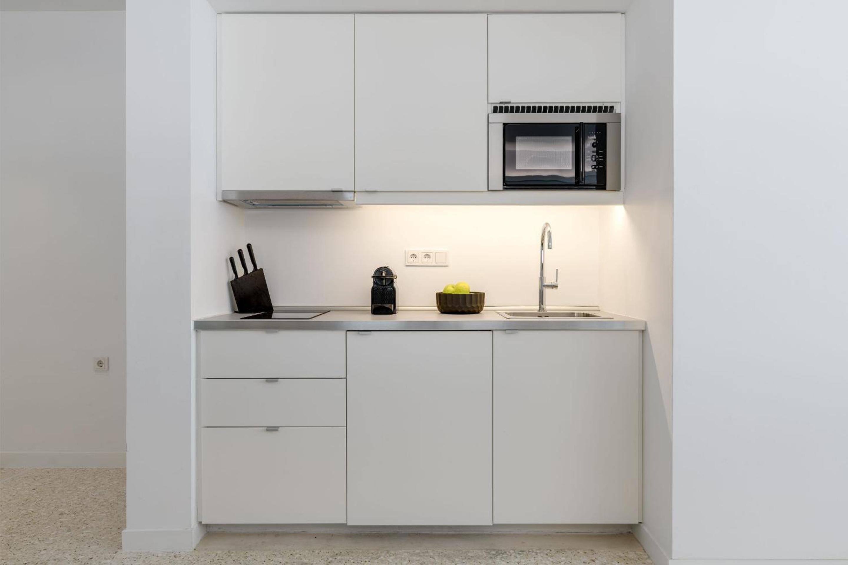 Studio Apartment photo 2