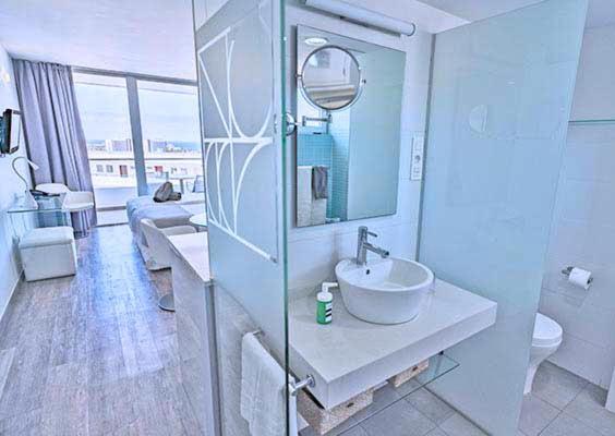 Standard Junior Suite (2 Adults) photo 2