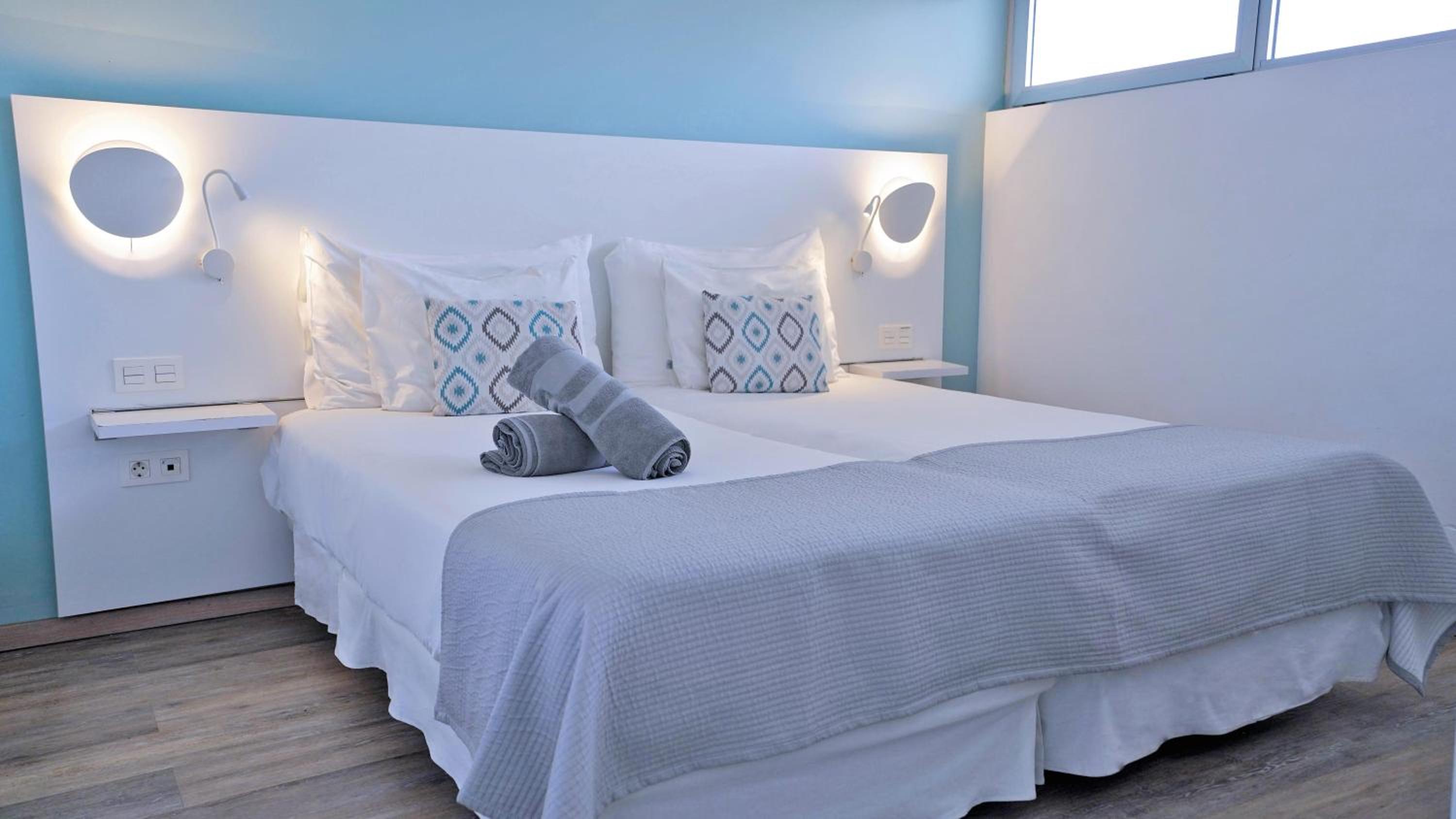 Standard Suite (2 Adults)