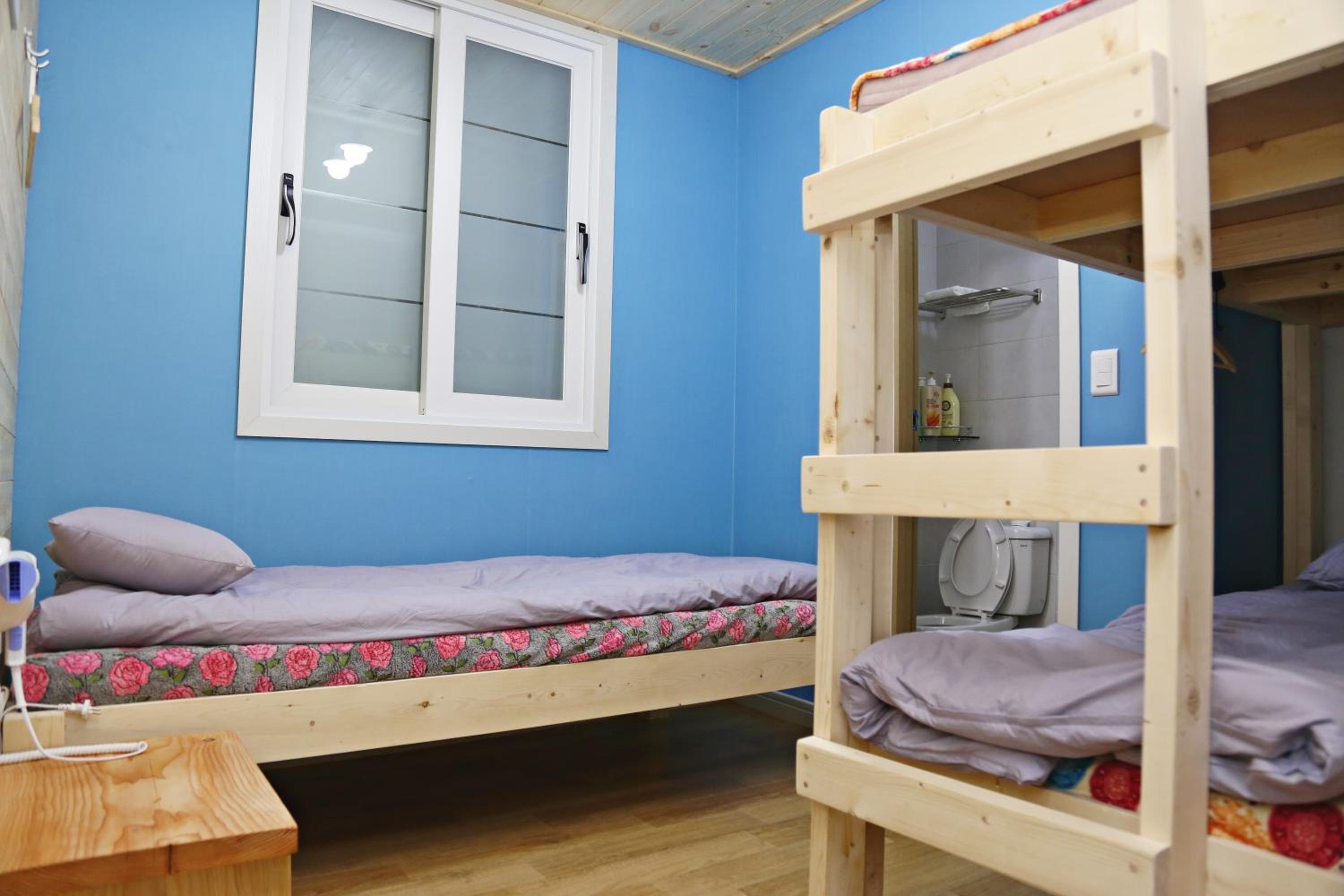 Triple Room - Photo 2