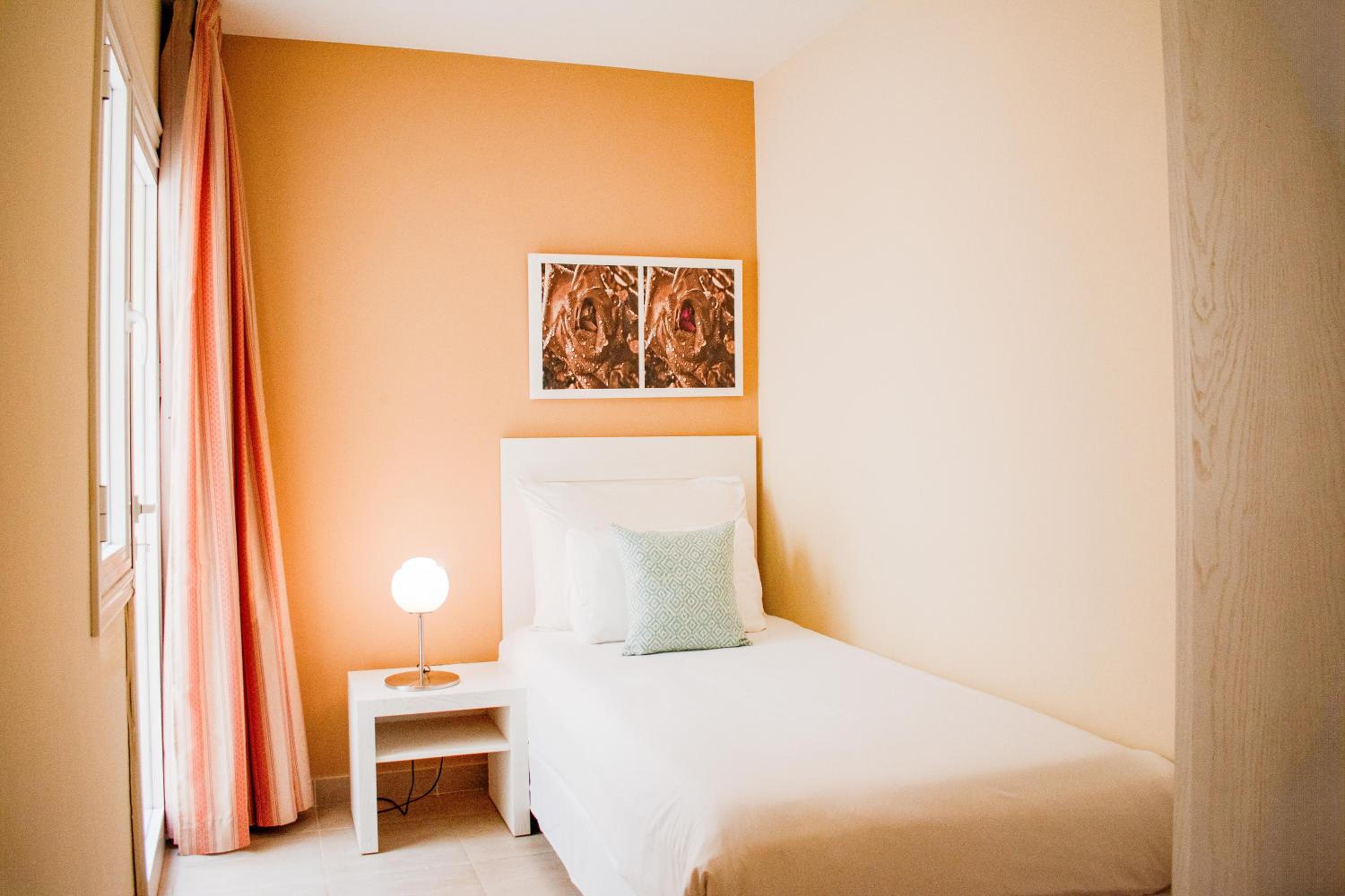 Standard One-Bedroom Apartment (2-3 people) photo 2