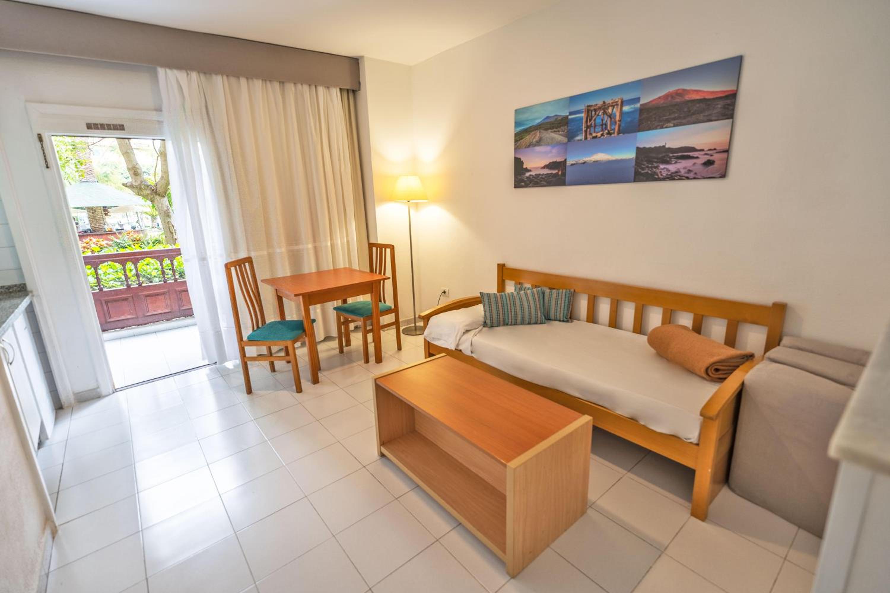 Junior Suite with Pool View with Cycling Package (2 adults)