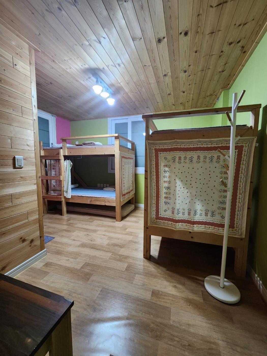 Quadruple Room - Photo 1