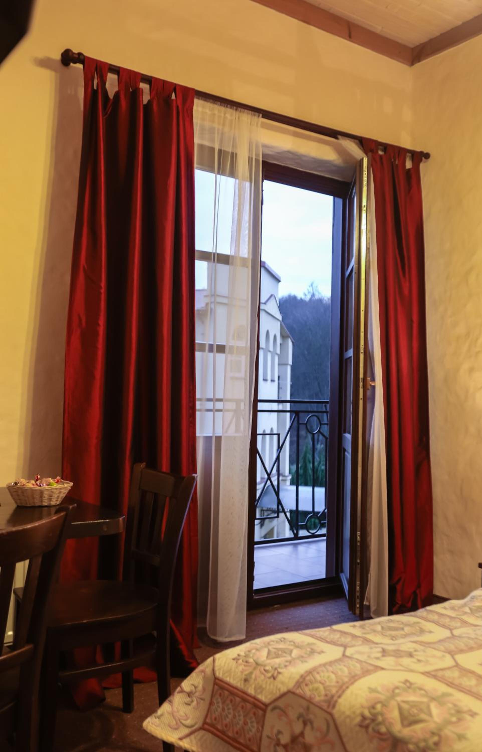 Deluxe Double Room with Balcony photo 1
