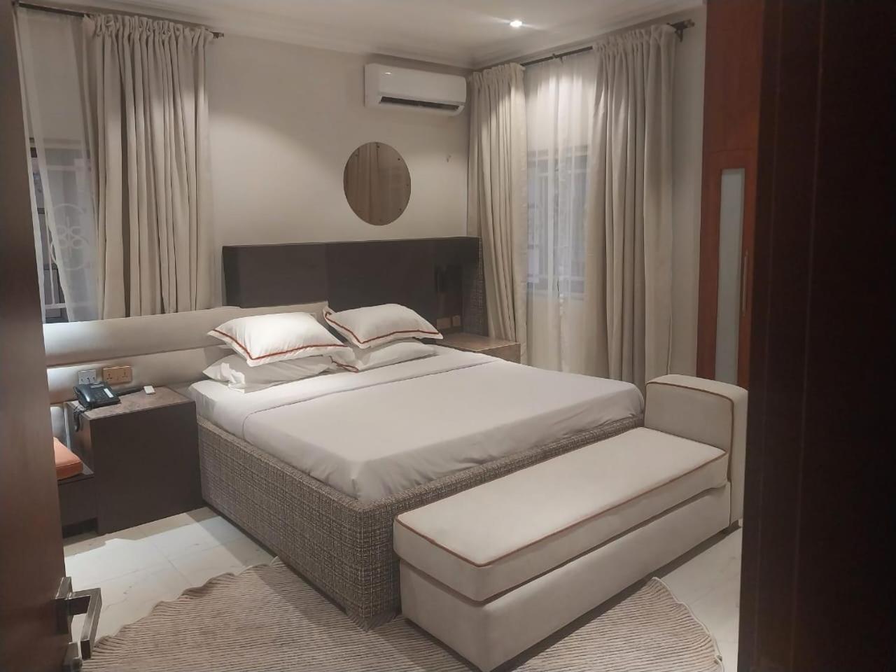Deluxe Two-Bedroom Apartment with Garden View