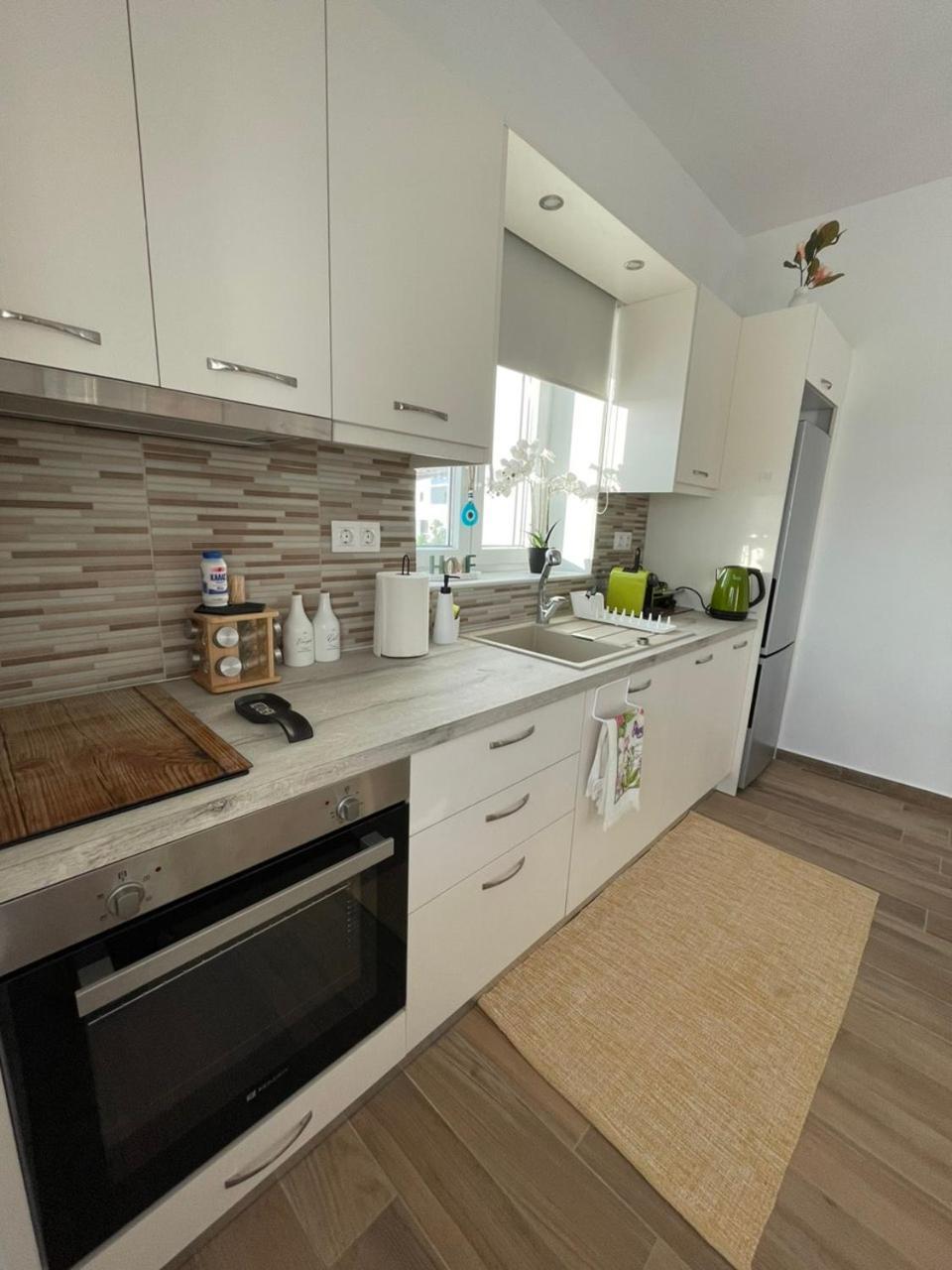 One-Bedroom House photo 3