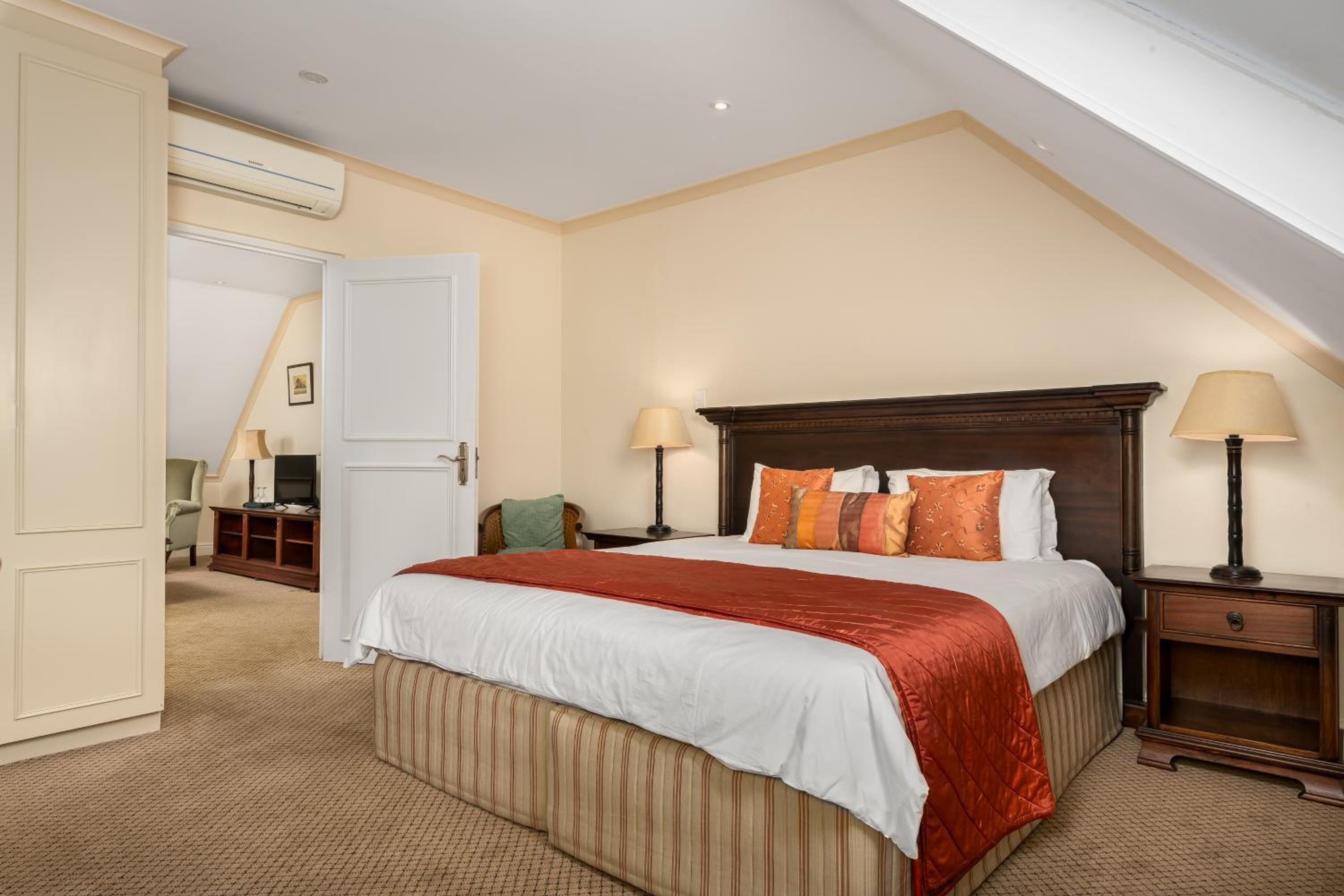 Grand Suite - Photo 1