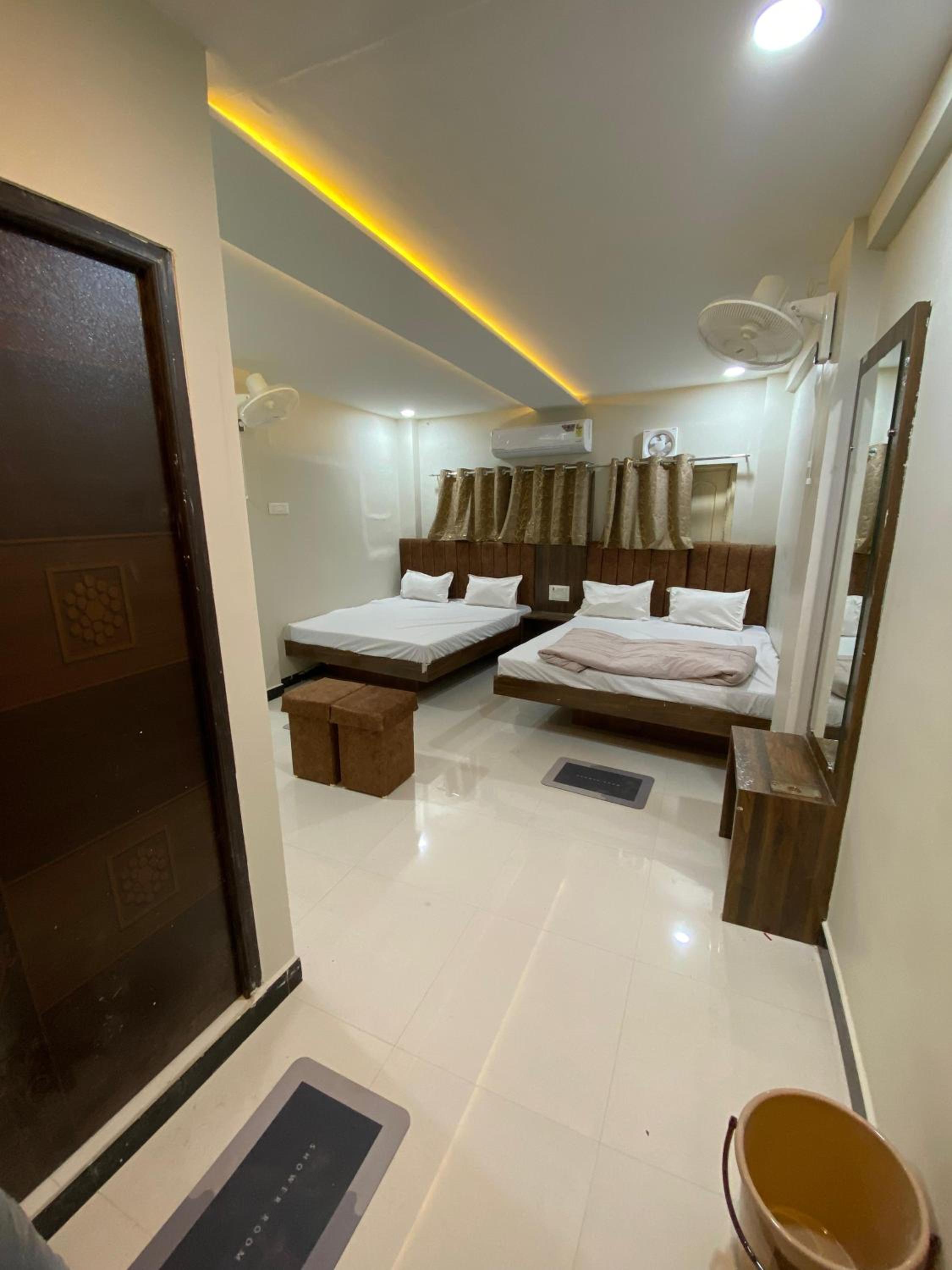 Double Room With Private Bathroom