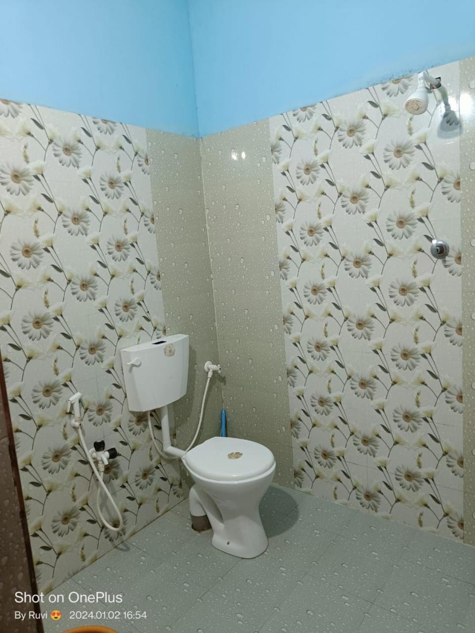 Budget Double Room photo 3