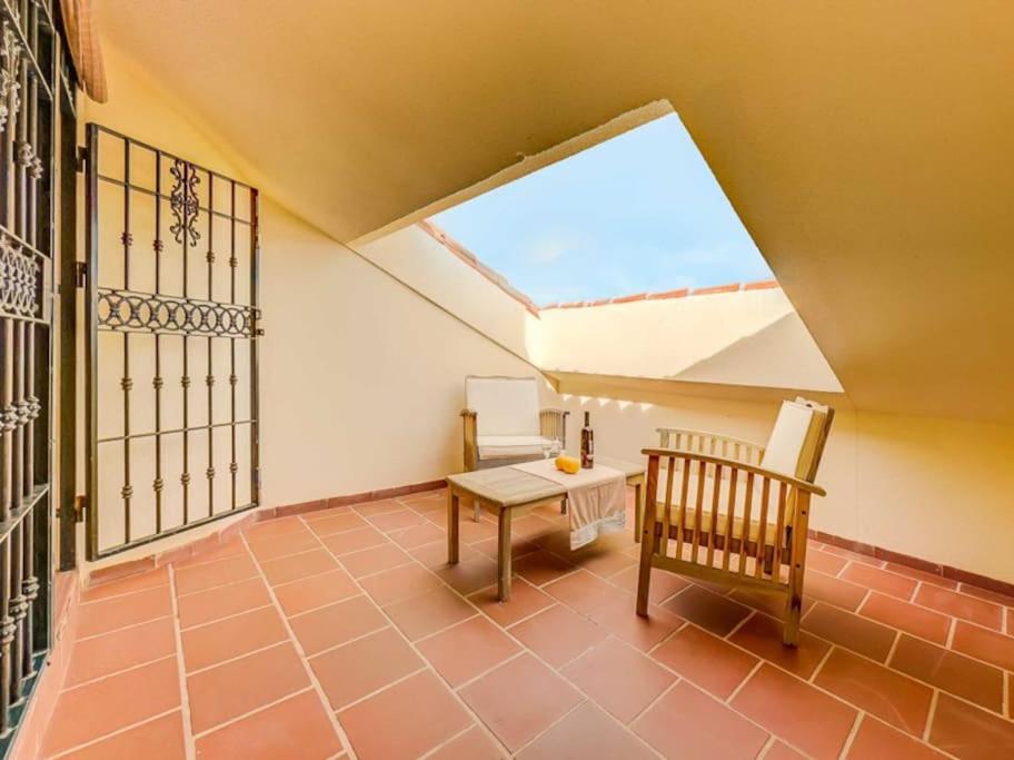 Two-Bedroom Apartment with Terrace photo 3