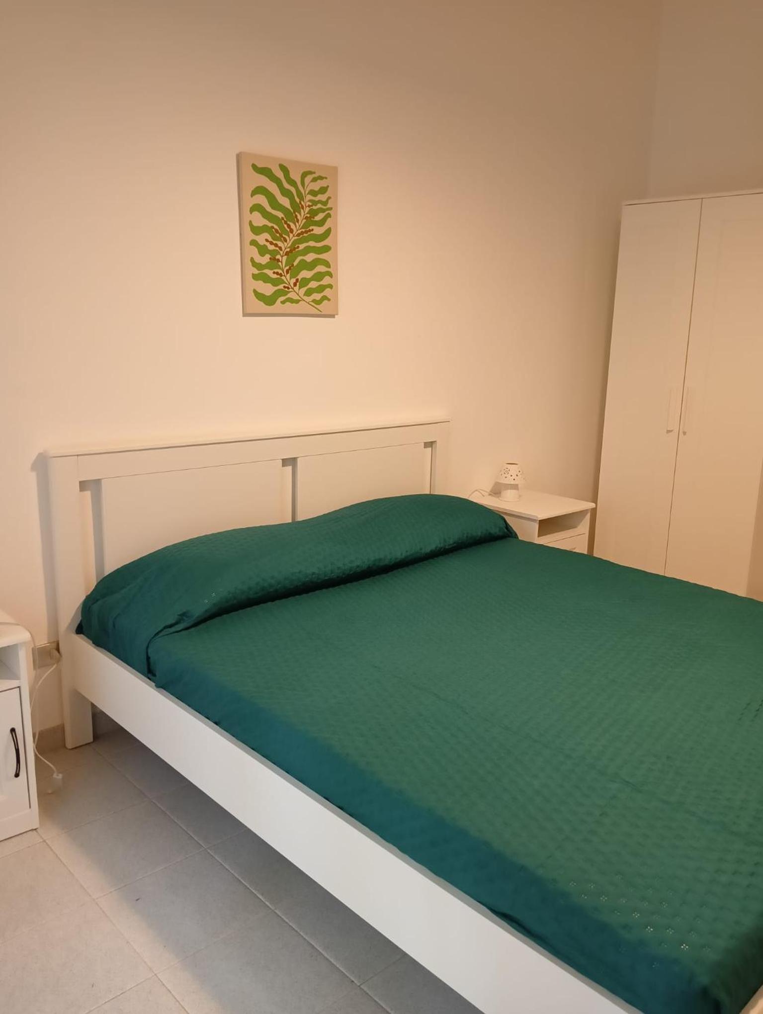 Double Room with Shared Bathroom photo 1