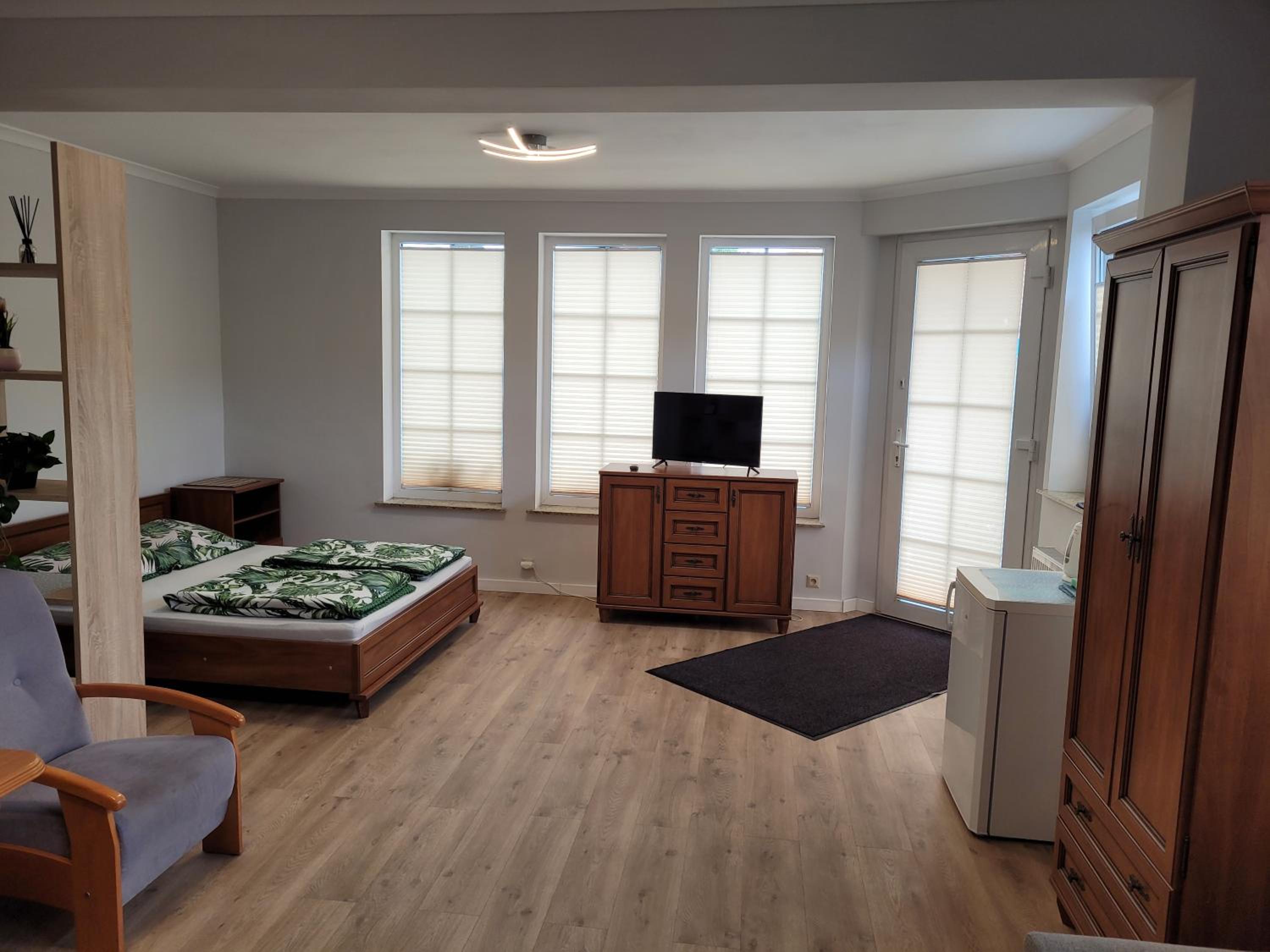 Large Double Room - Ground Floor photo 1