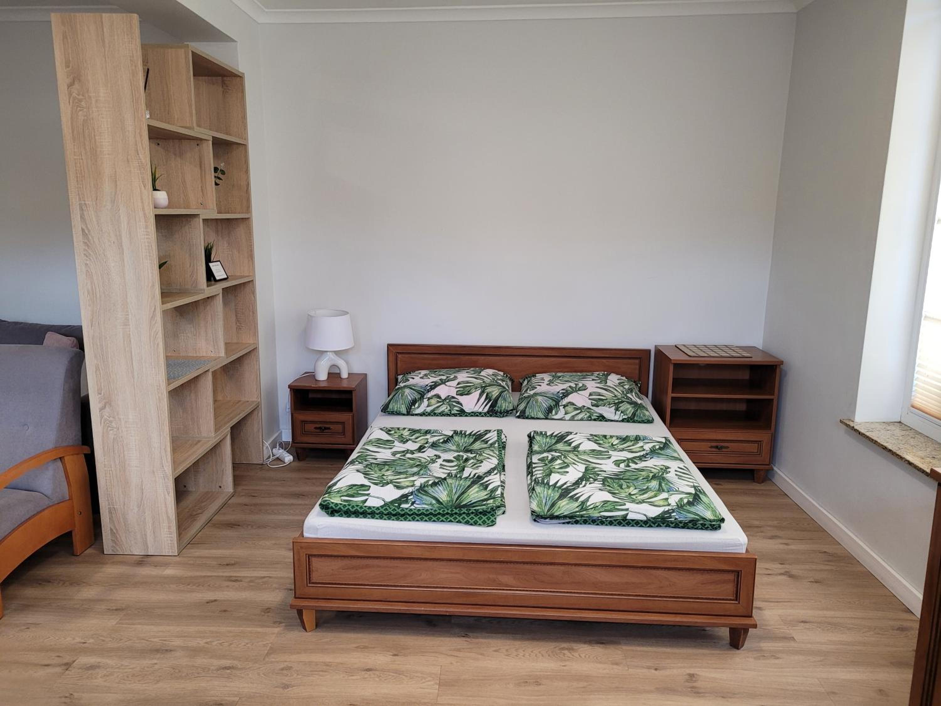 Large Double Room - Ground Floor photo 3