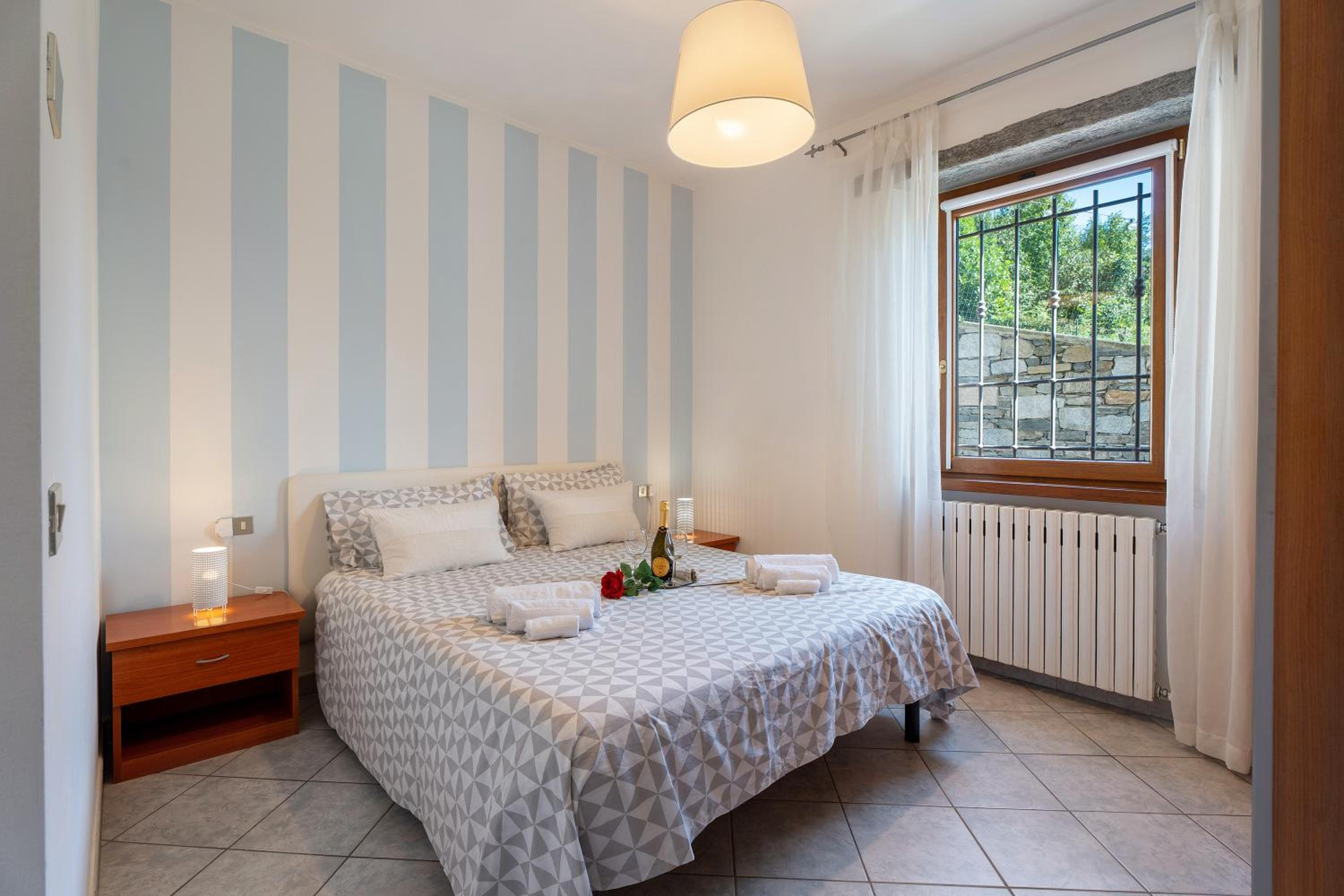 Two-Bedroom Deluxe Apartment with Garden View