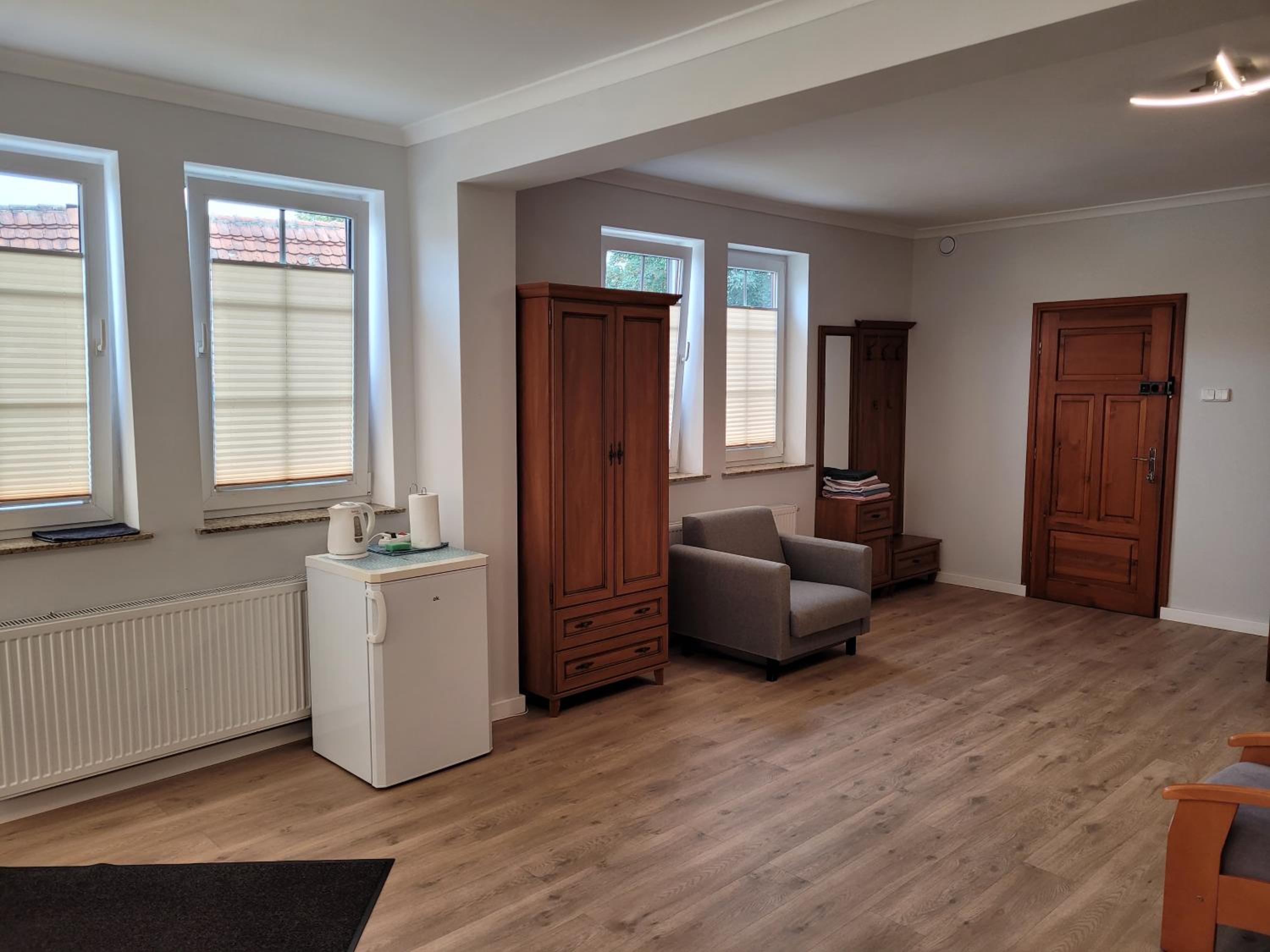 Large Double Room - Ground Floor photo 2