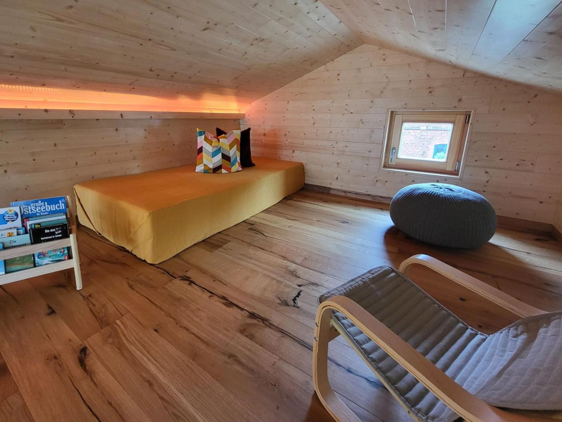 Three-Bedroom House photo 1