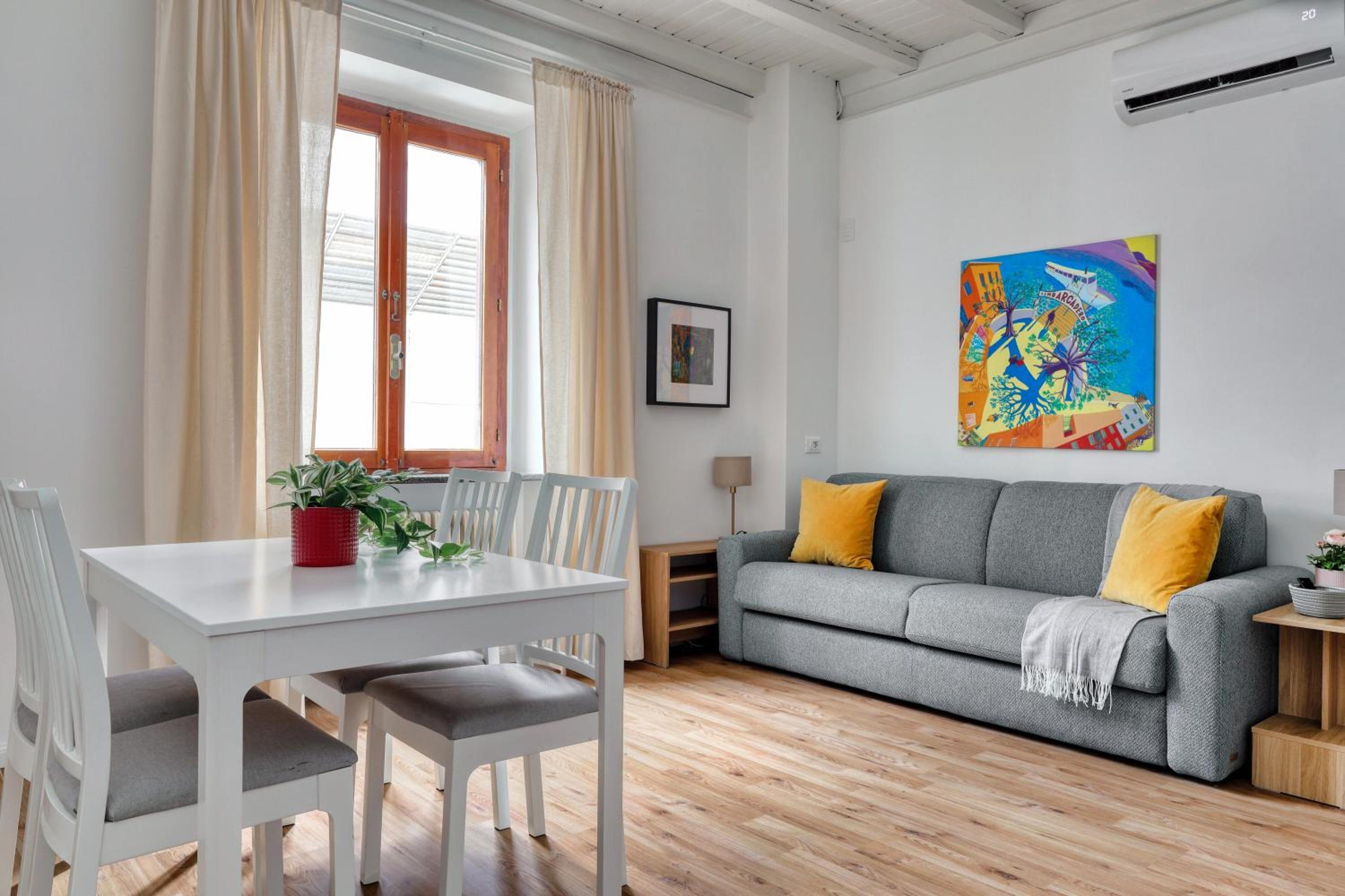 One-Bedroom Apartment