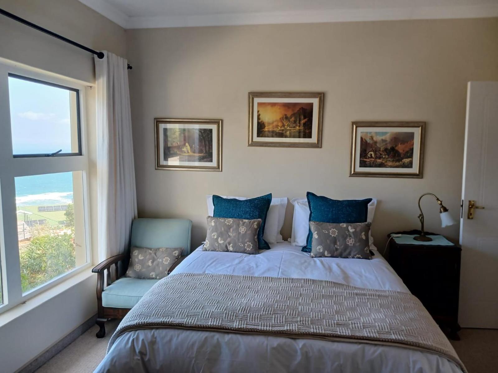 Three-Bedroom Villa photo 1