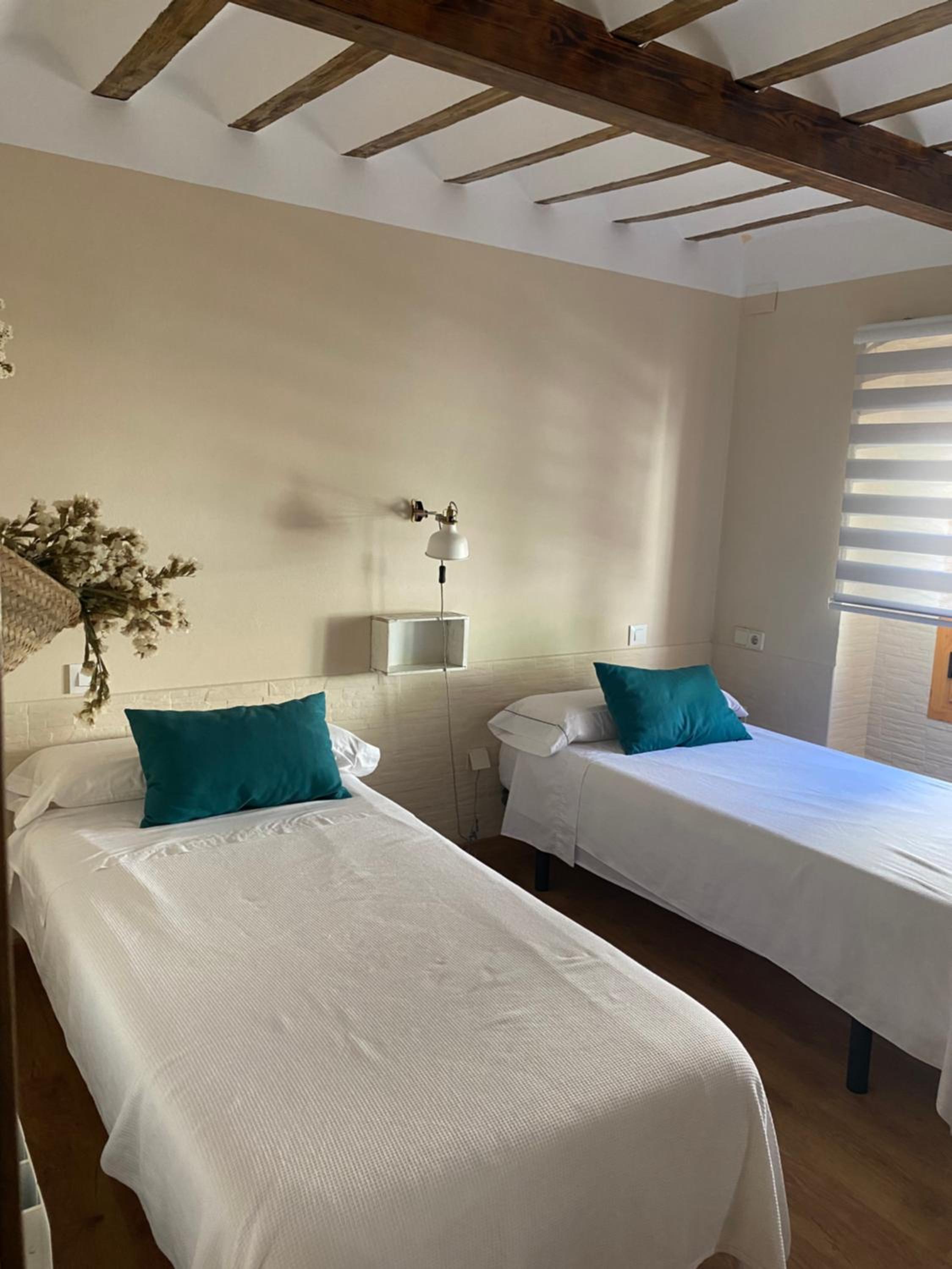 Double Room - Photo 3