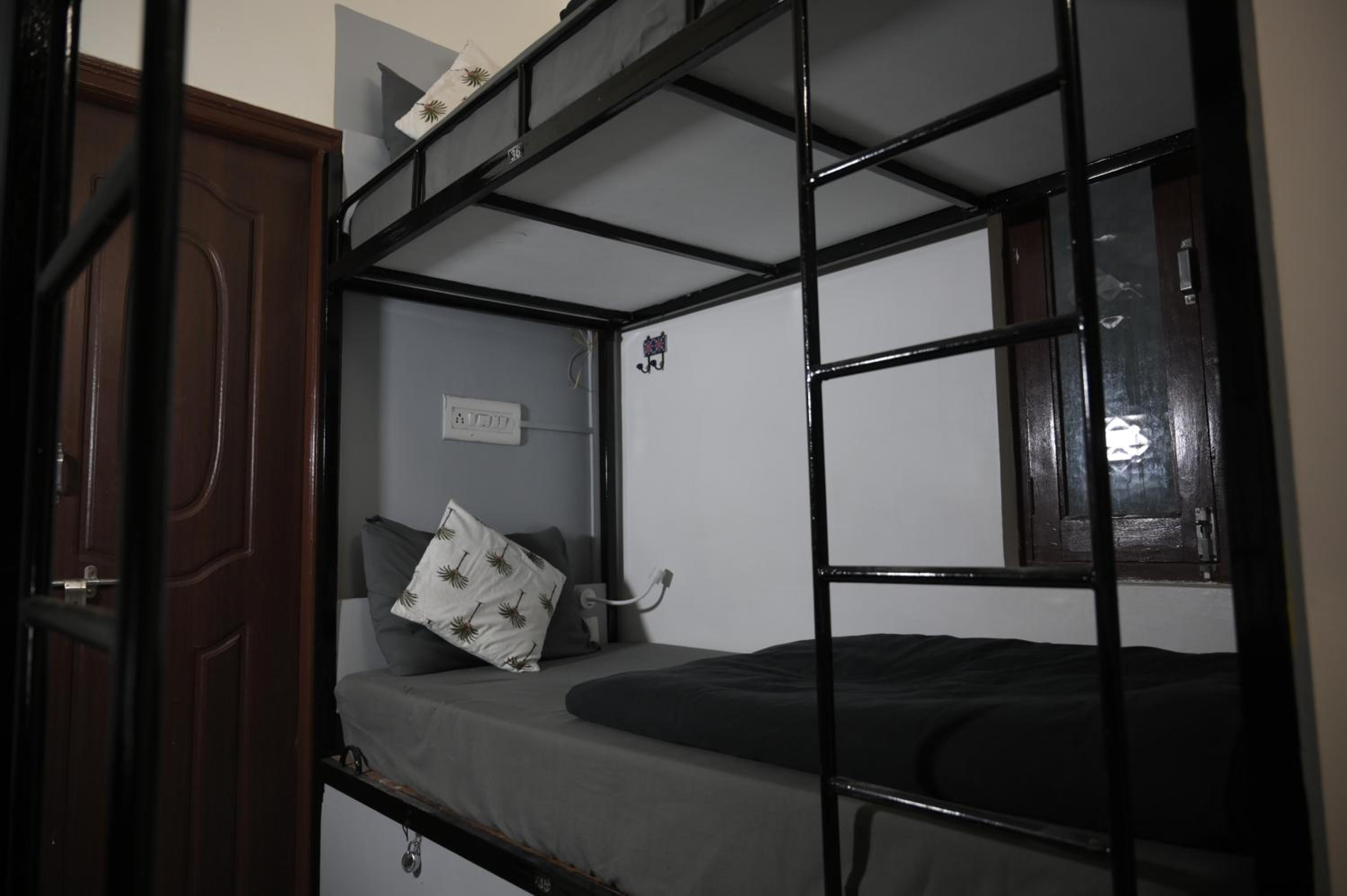 Bed in 4-Bed Mixed Dormitory Room