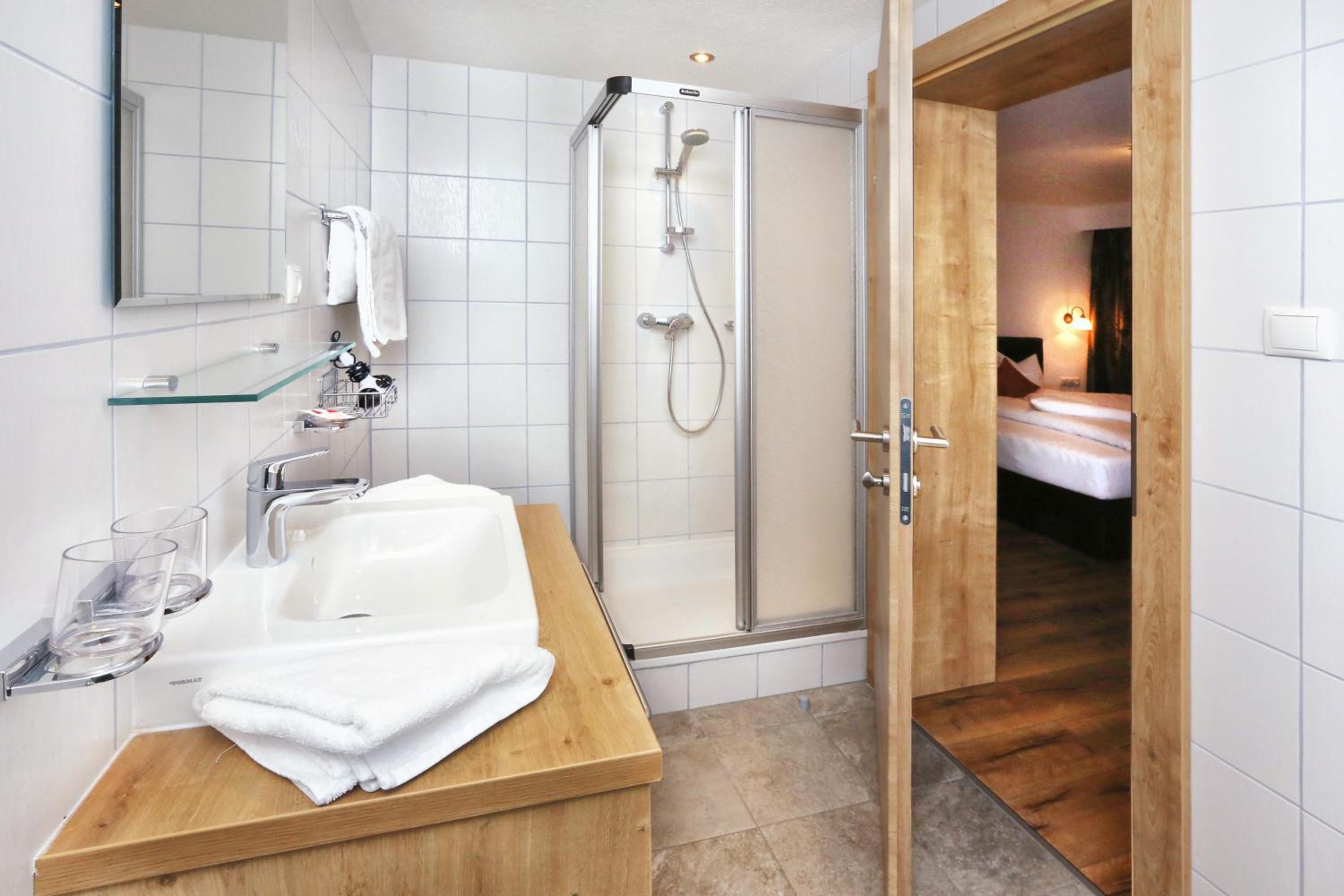 Luxury Eight-Bedroom Chalet photo 3