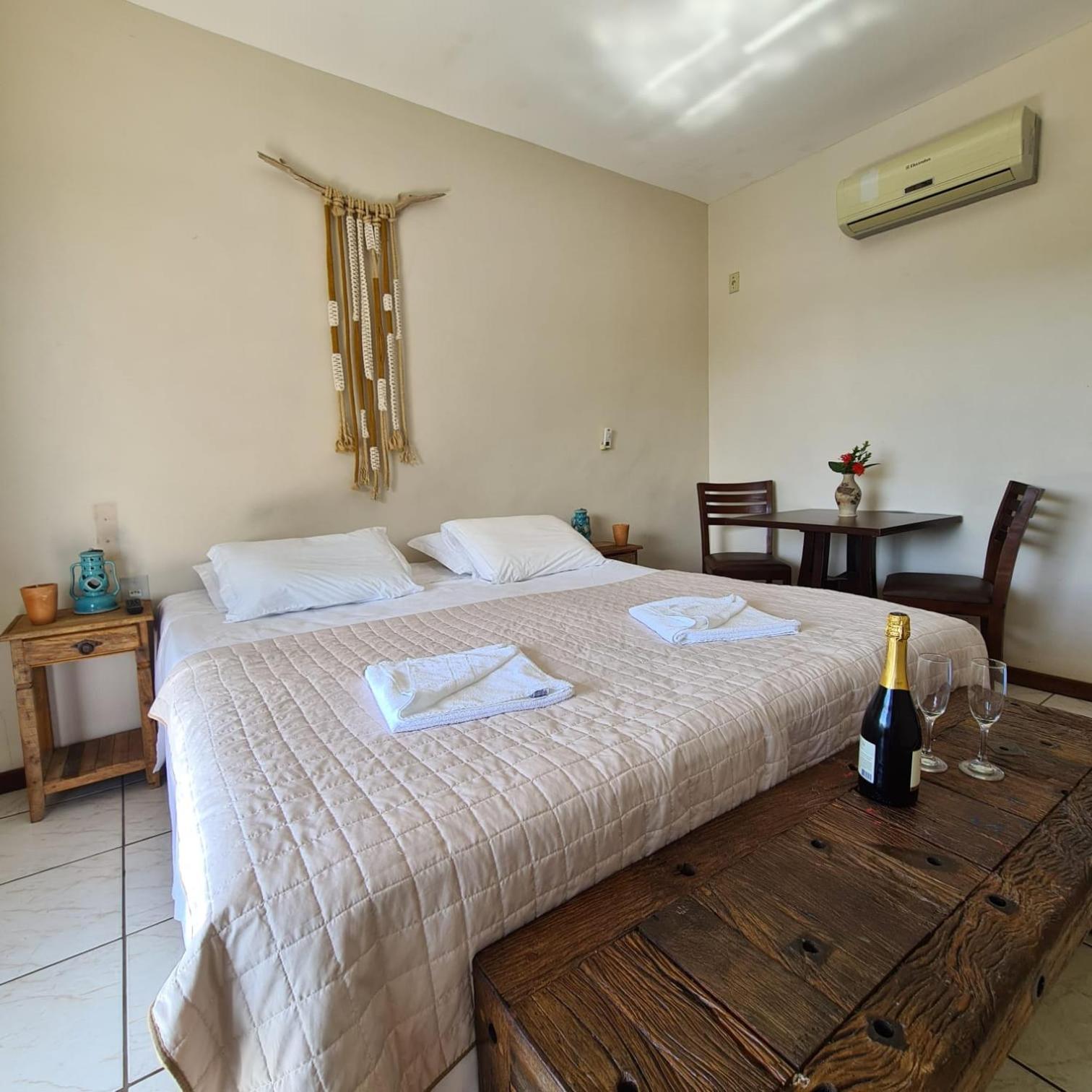 Deluxe Double or Twin Room photo 3