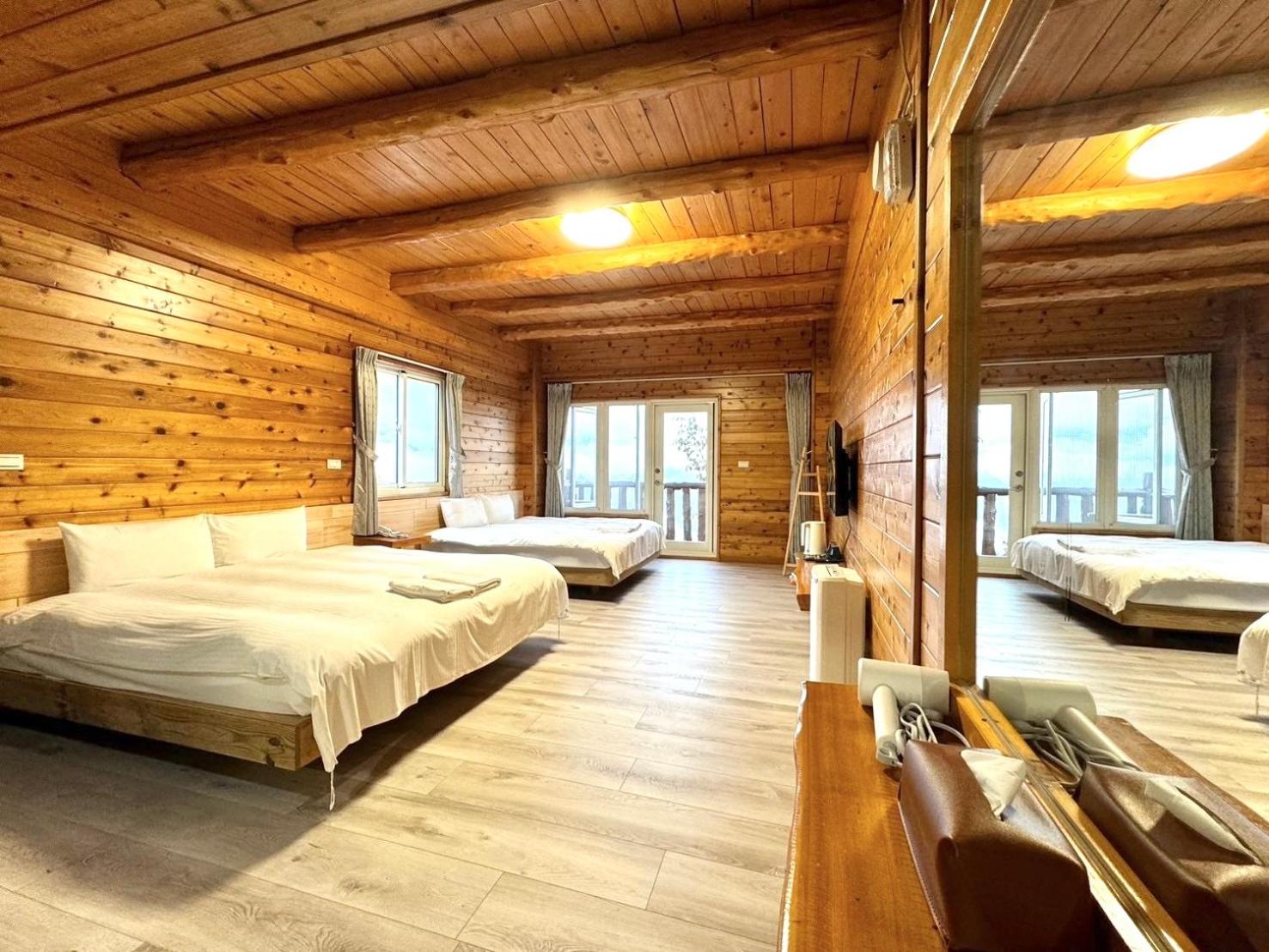 Deluxe Quadruple Room photo 1