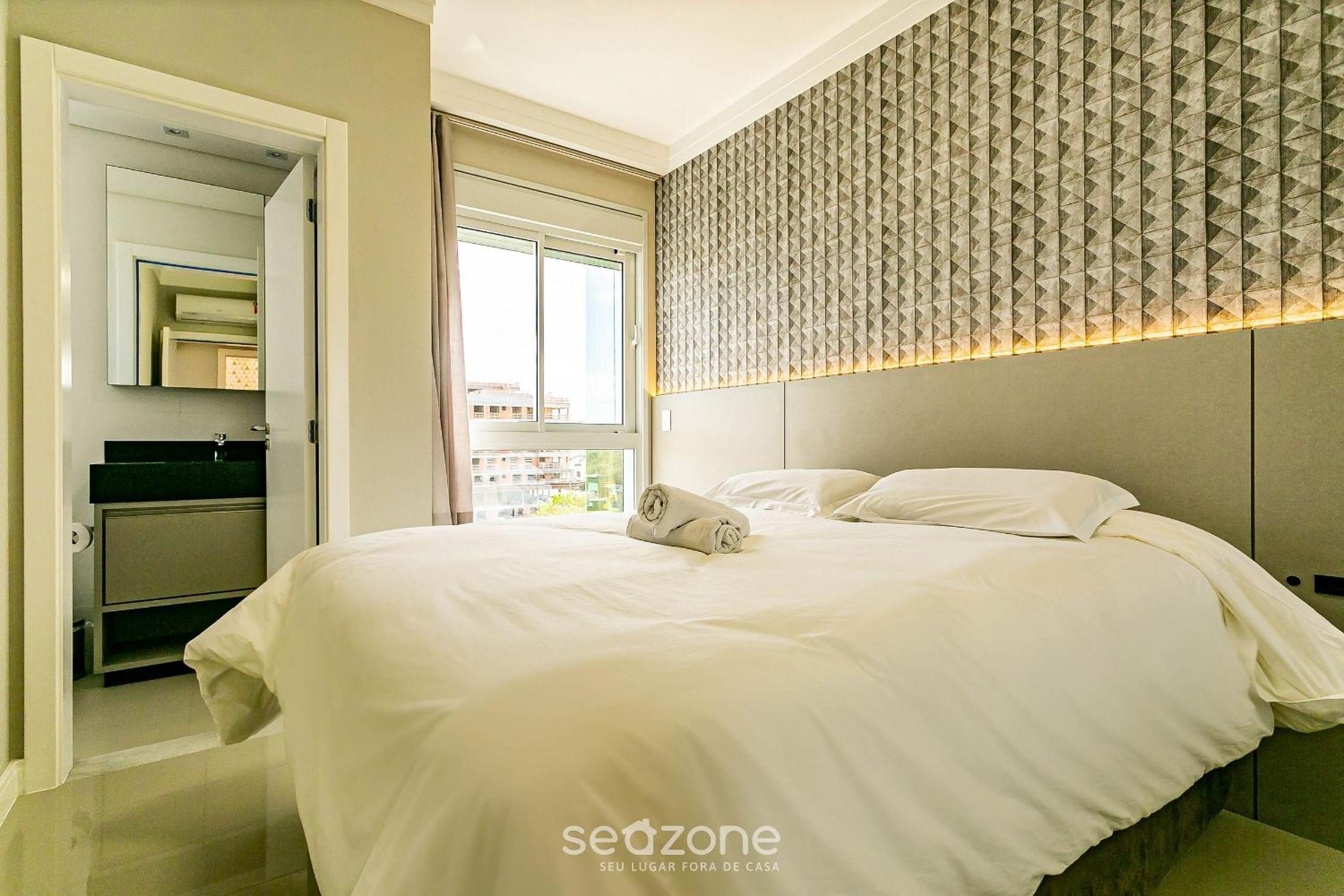 Three-Bedroom Apartment - Photo 14