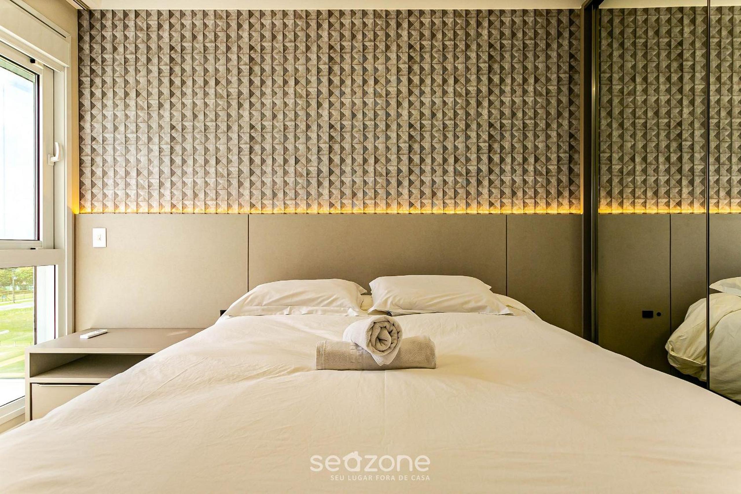 Three-Bedroom Apartment - Photo 13