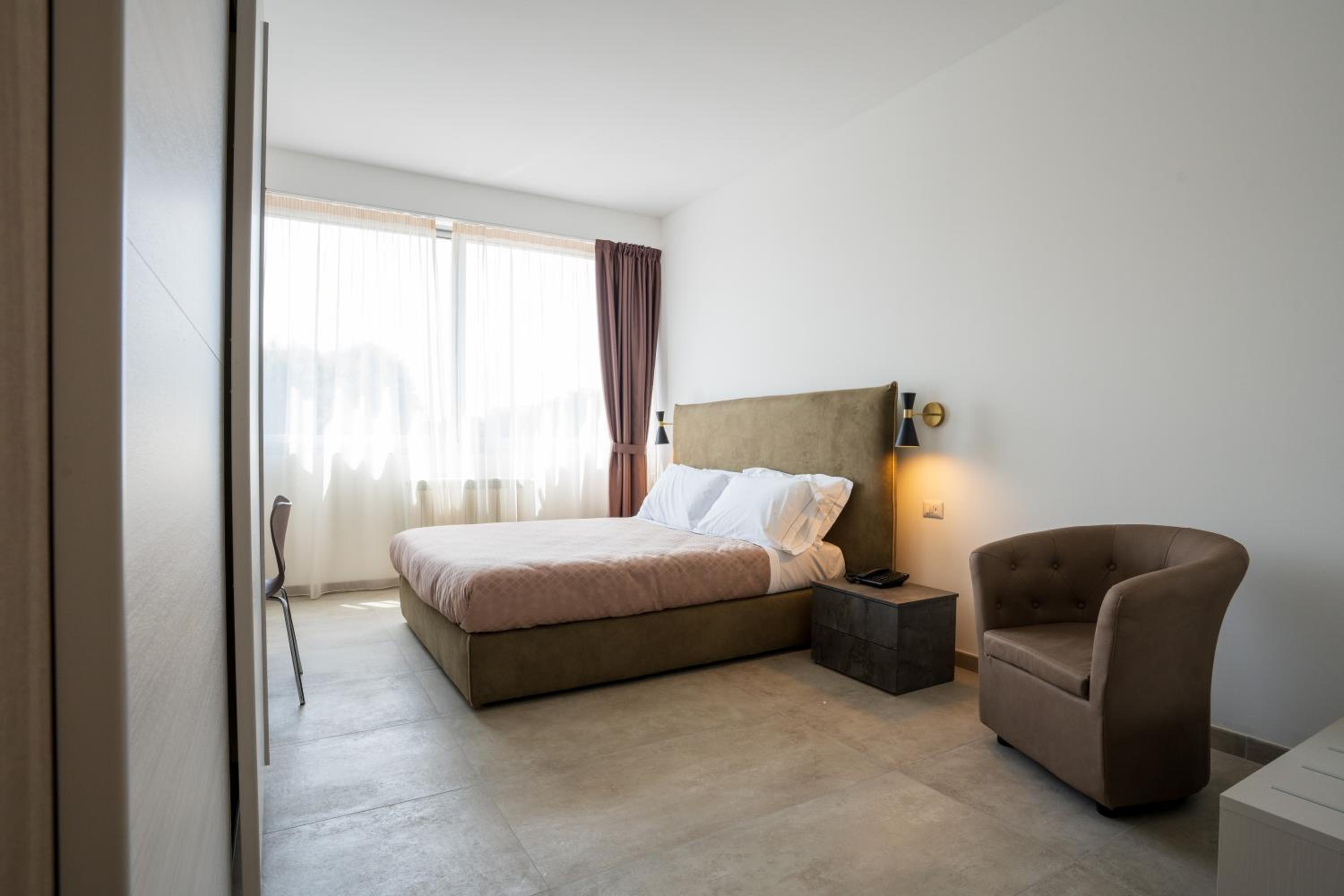 Standard Double Room photo 1