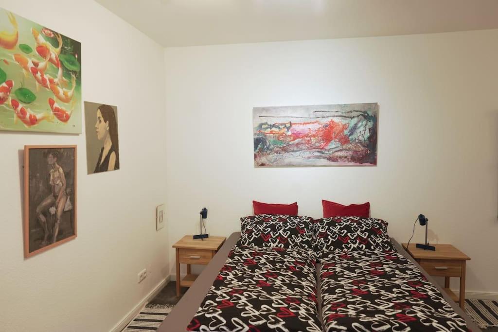 One-Bedroom Apartment photo 2