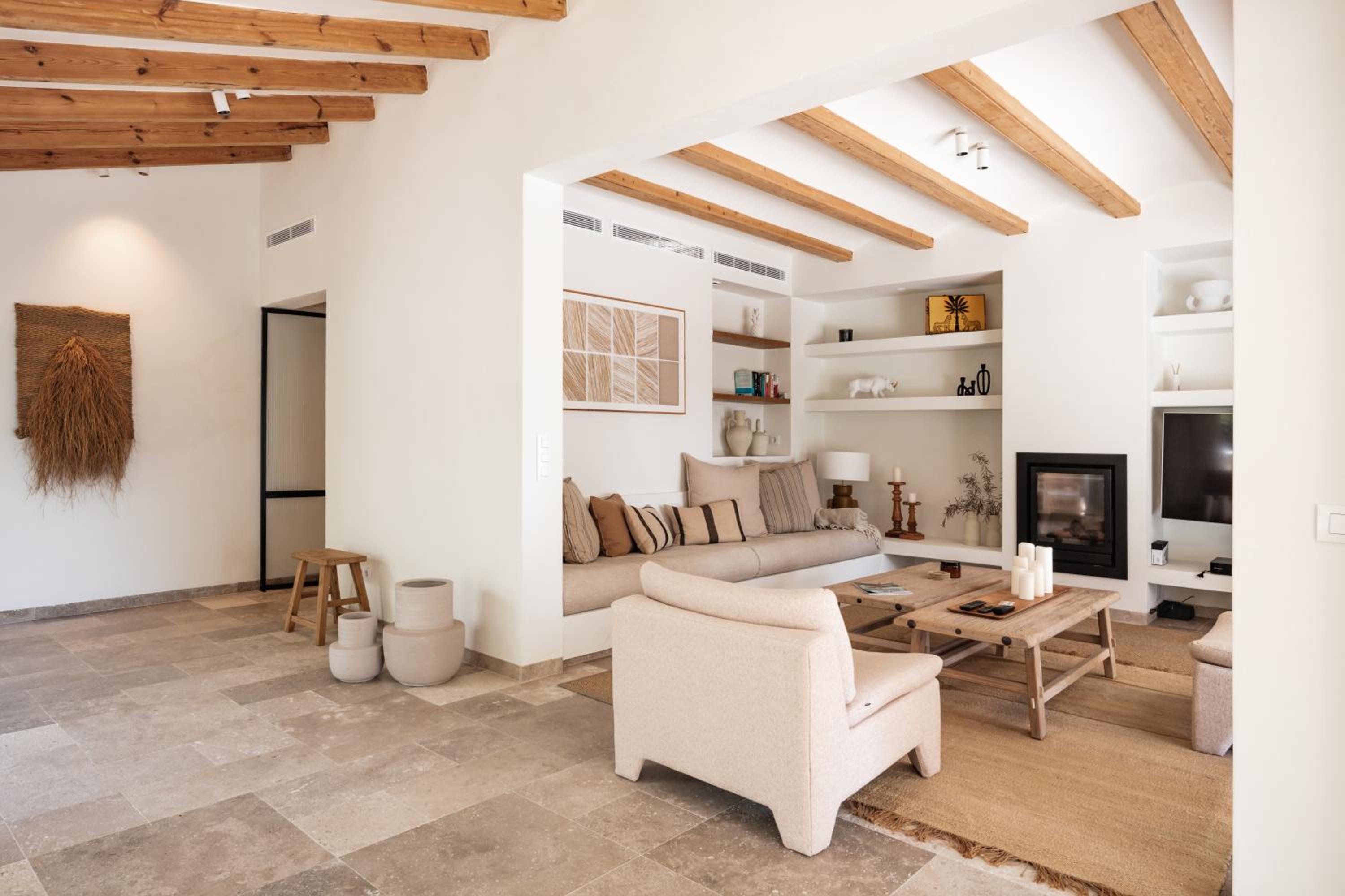 Three-Bedroom Villa photo 2
