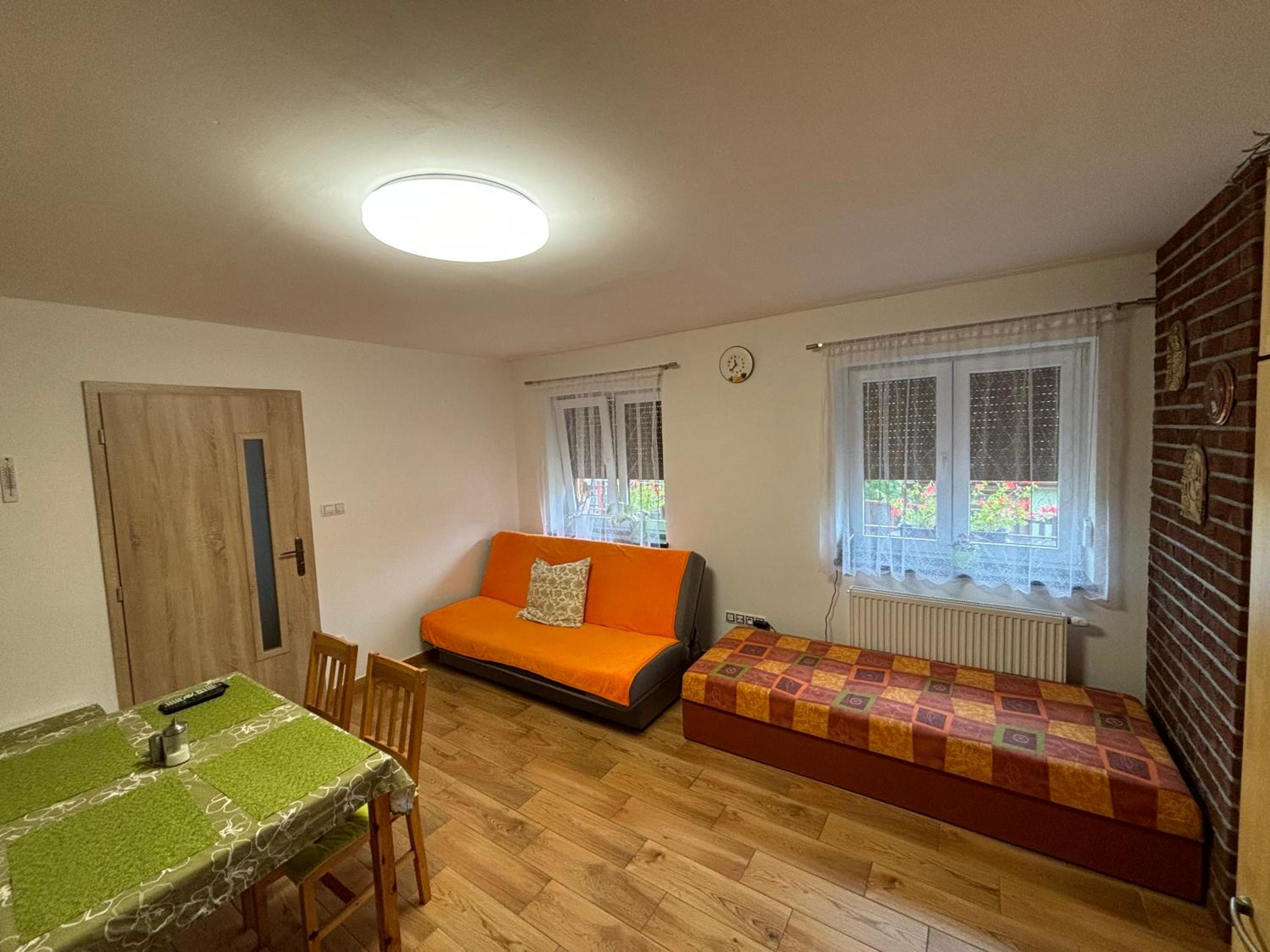 One-Bedroom Apartment - Photo 11