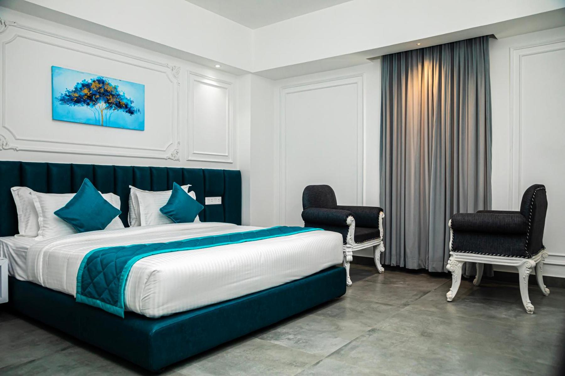 Superior Suite