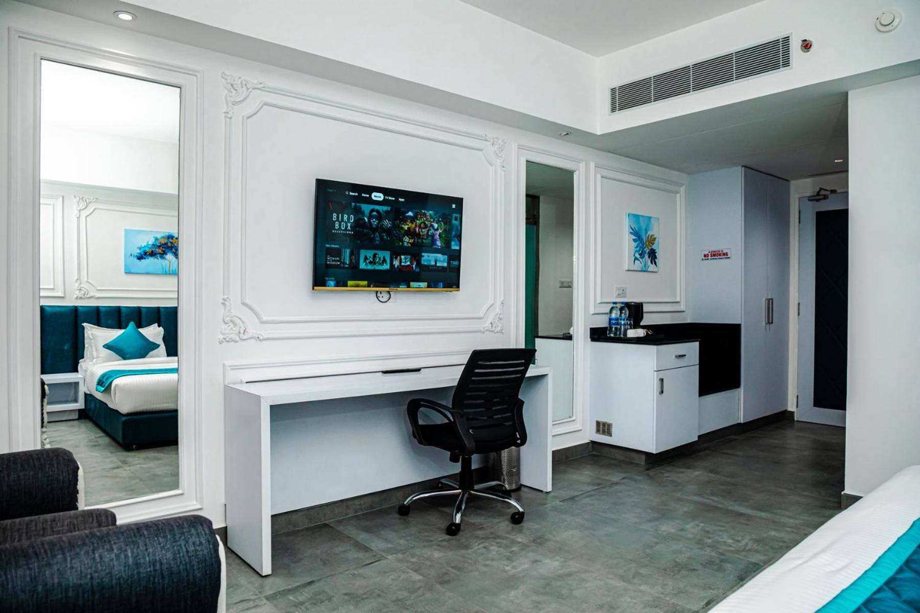 Suite with Balcony