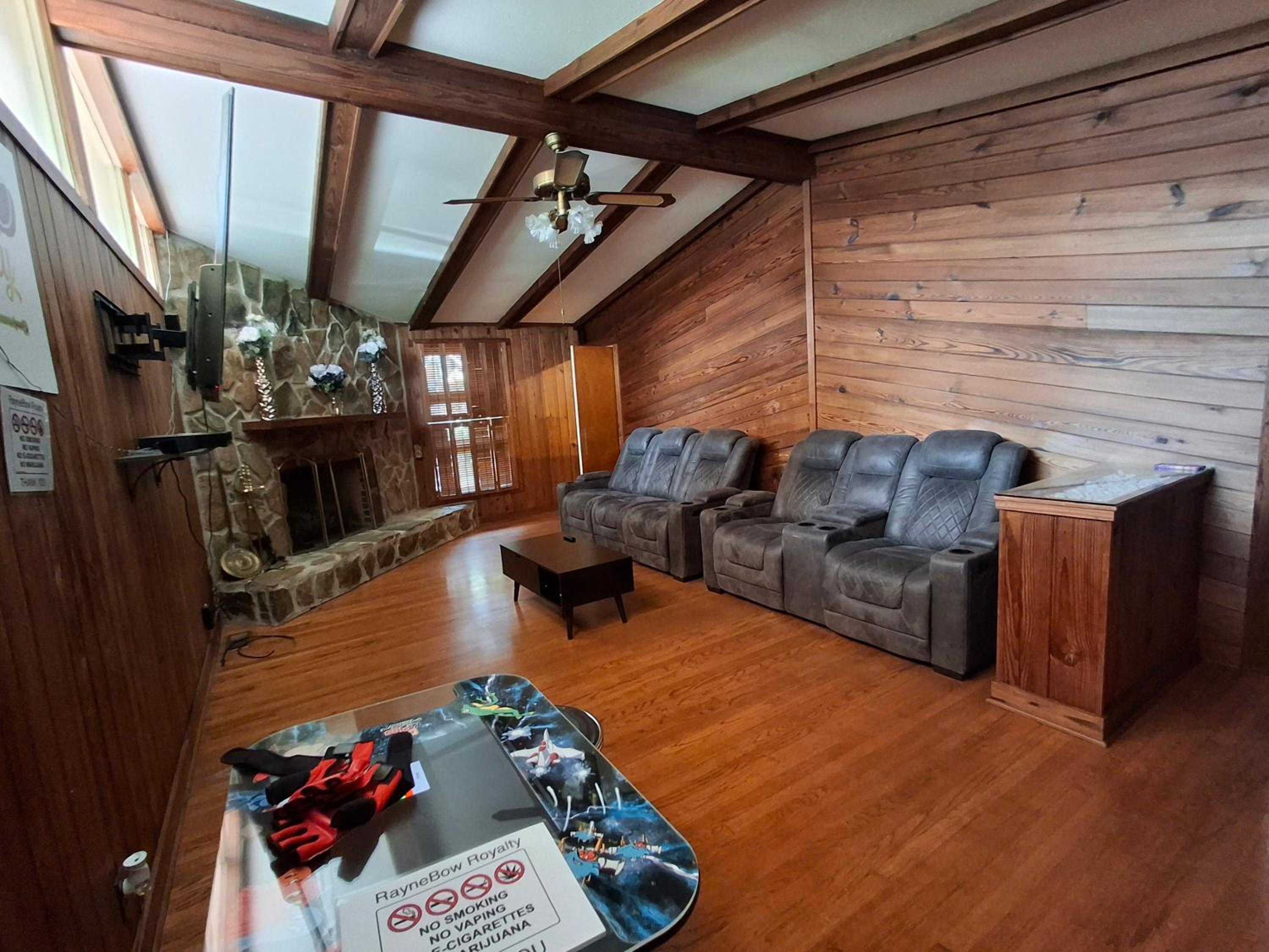Three-Bedroom House photo 1