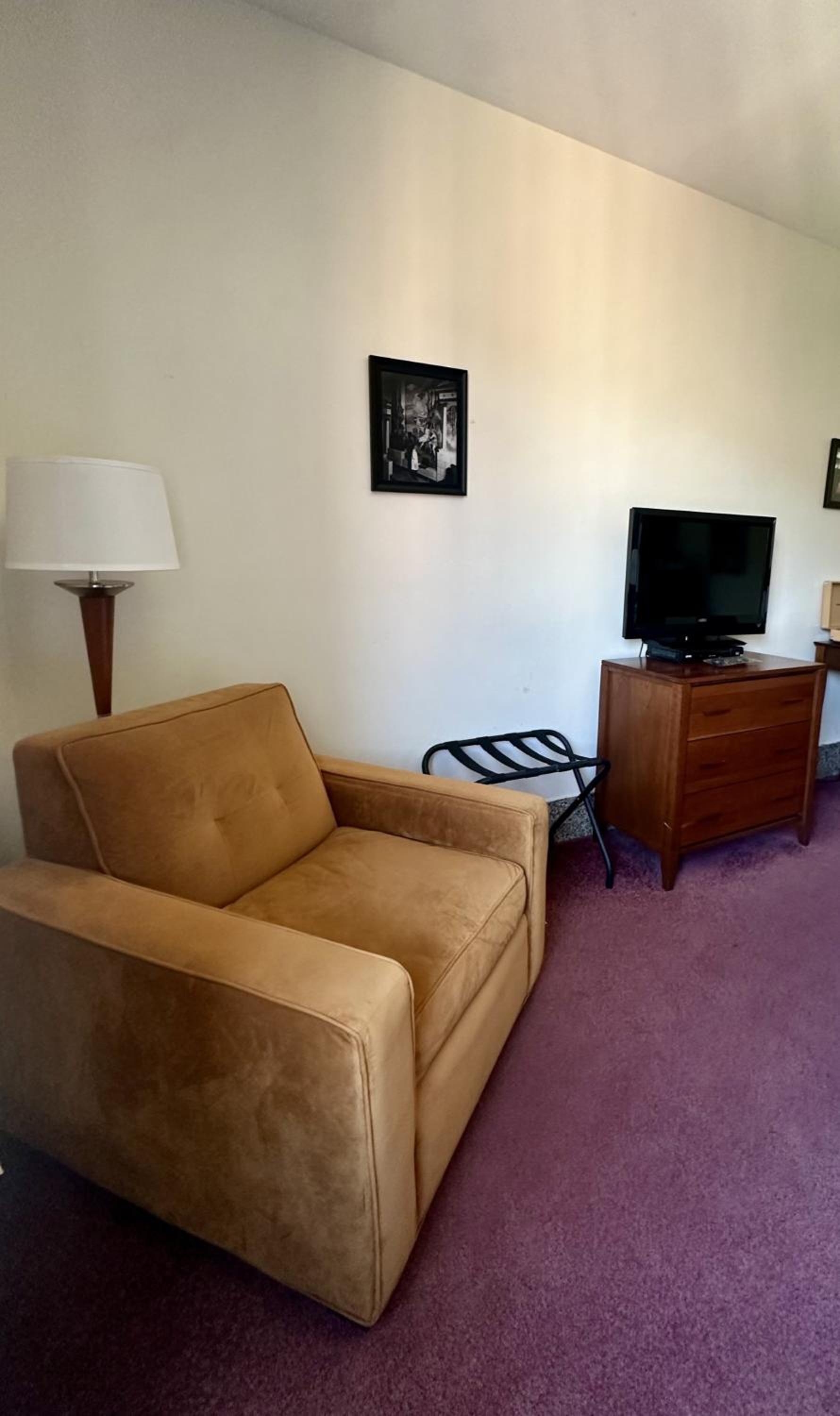 Queen Room - Photo 7